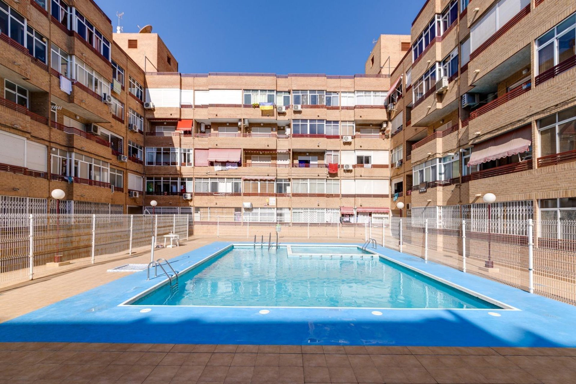 Resale - Apartamento - Torrevieja - Centro