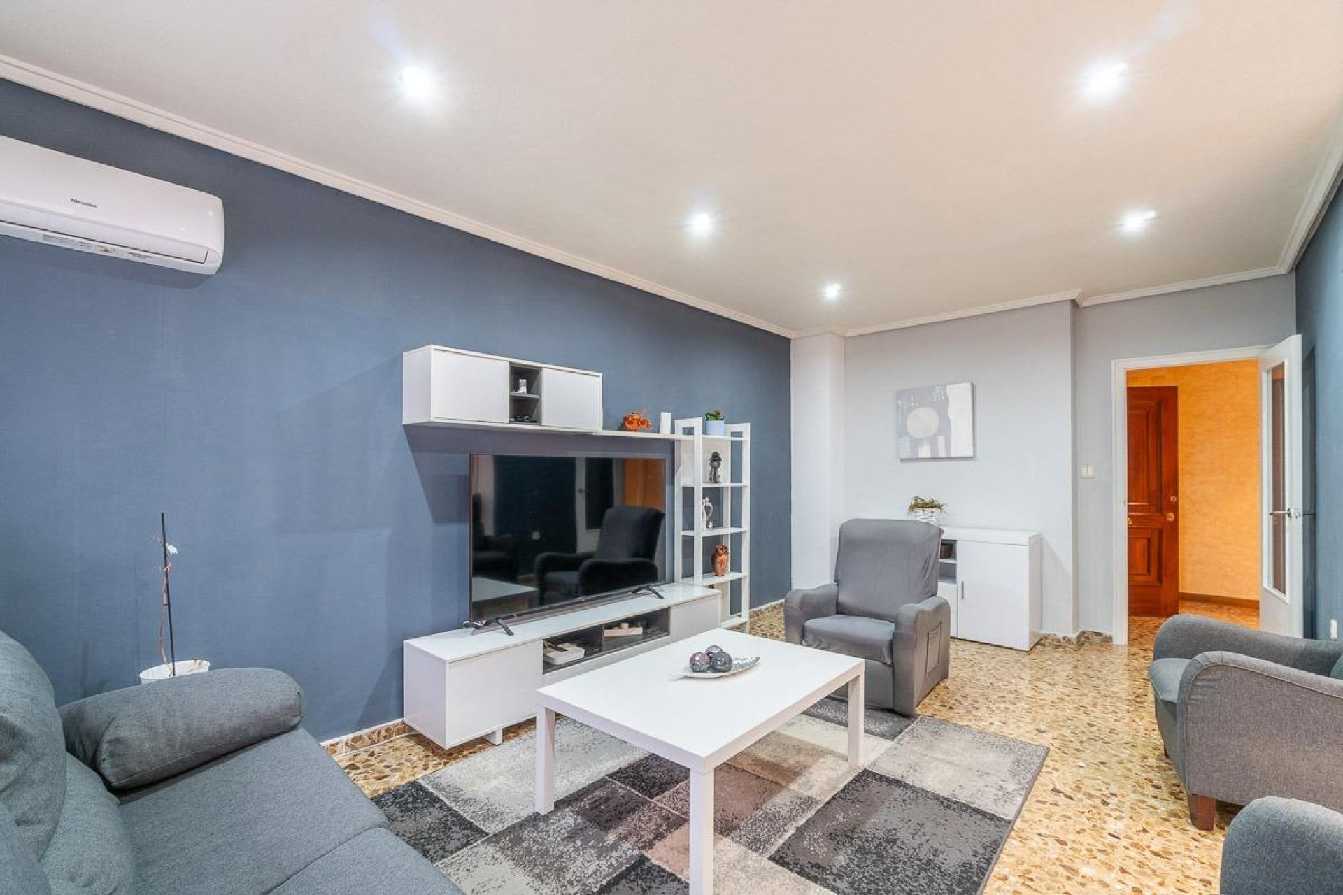 Resale - Apartamento - Torrevieja - Centro