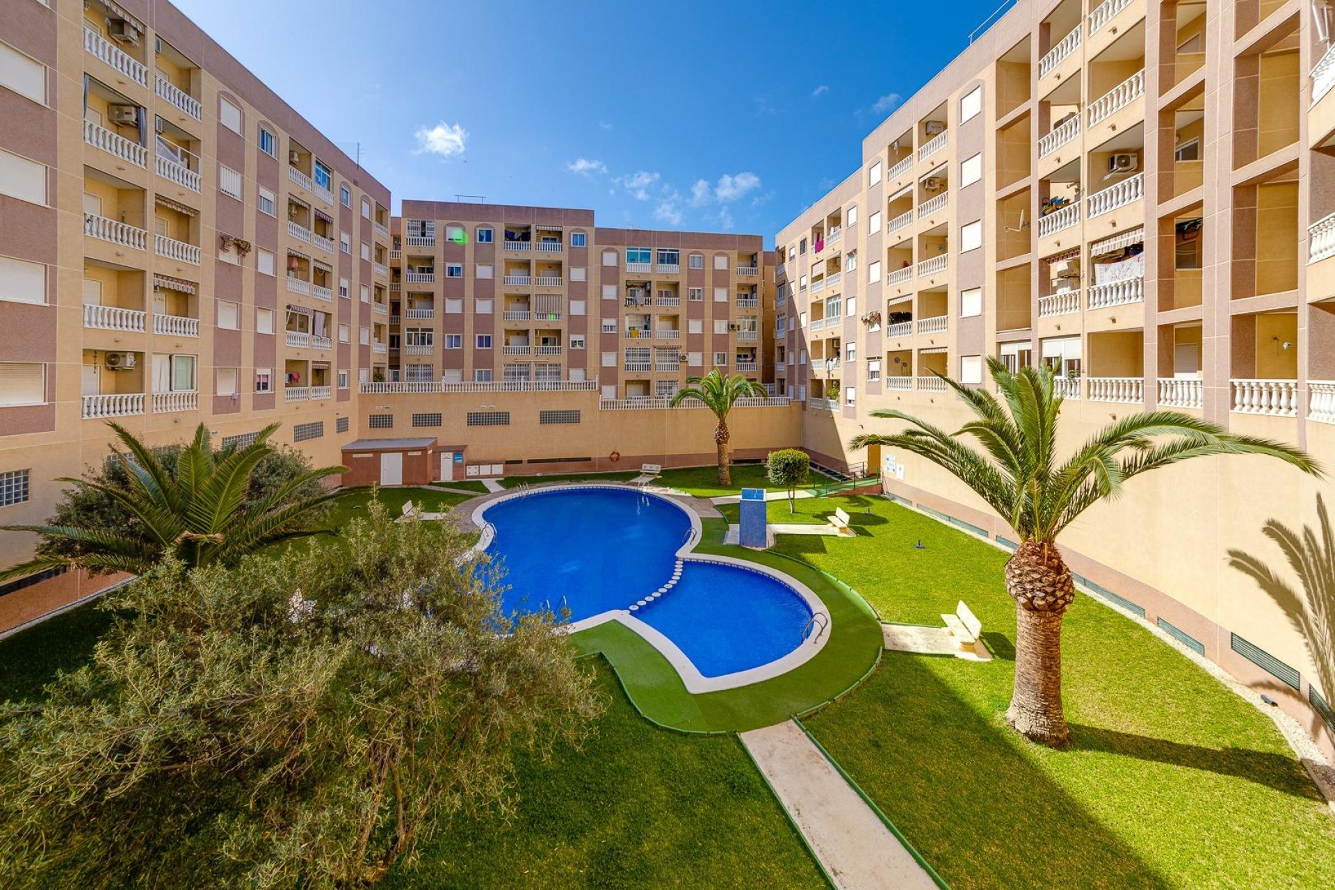 Resale - Apartamento - Torrevieja - Centro