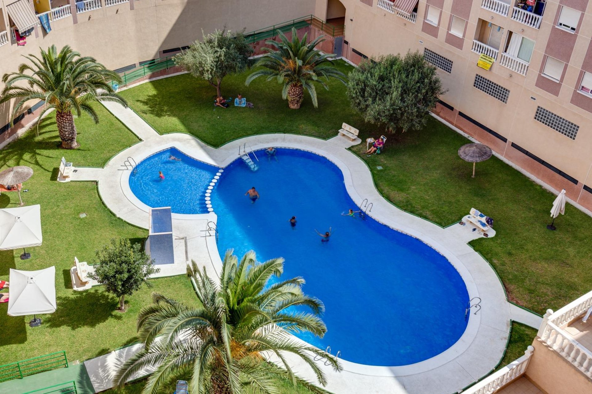 Resale - Apartamento - Torrevieja - Centro