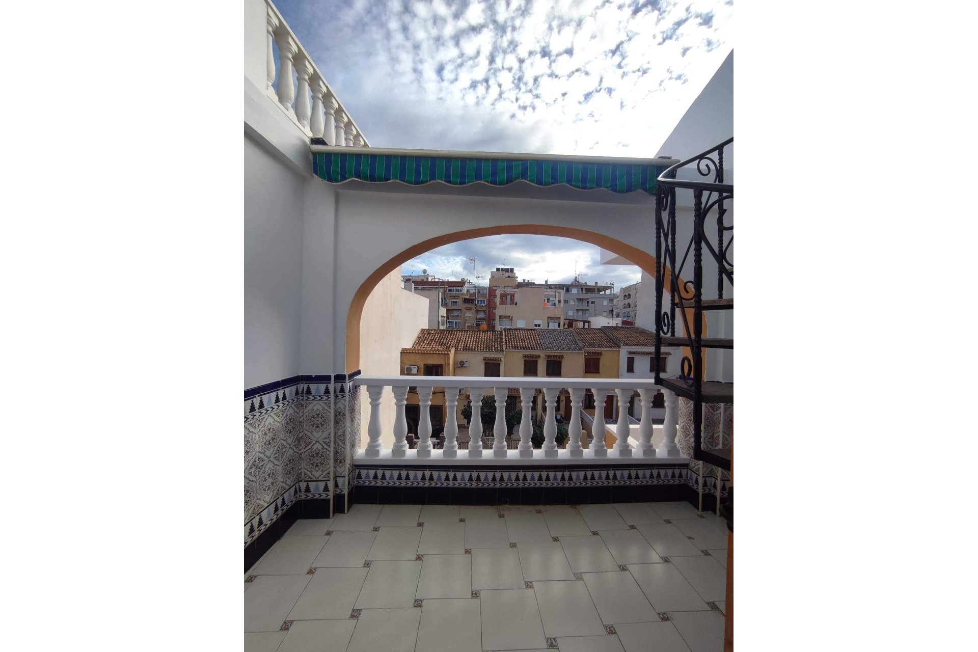 Resale - Apartamento - Torrevieja - Centro