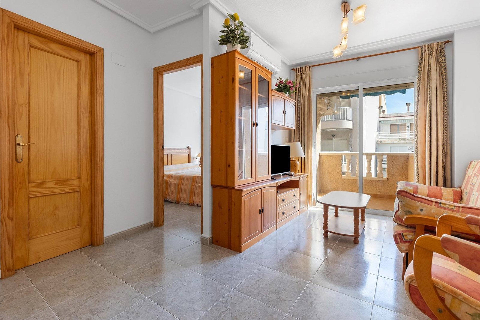 Resale - Apartamento - Torrevieja - Centro