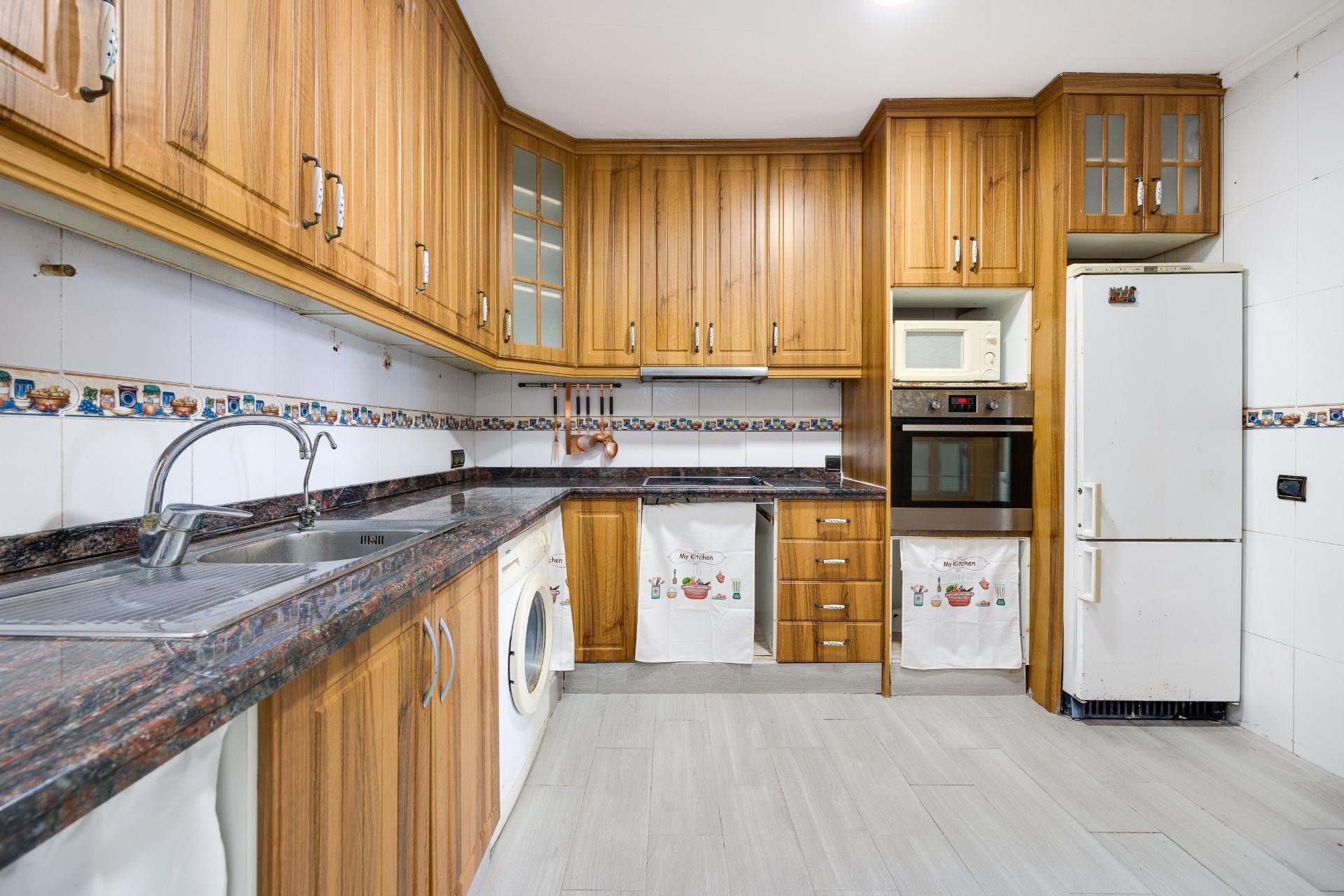 Resale - Apartamento - Torrevieja - Centro