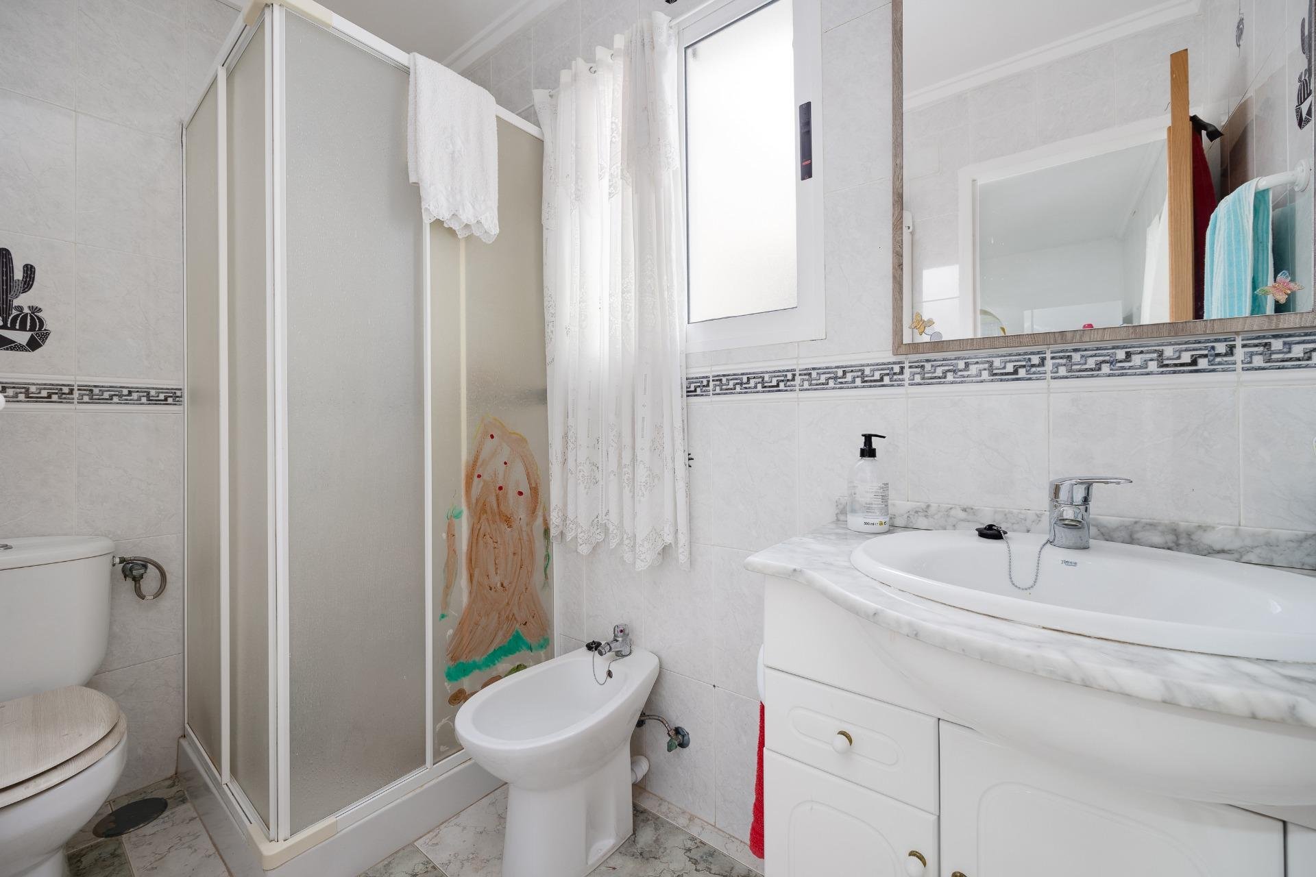 Resale - Apartamento - Torrevieja - Centro