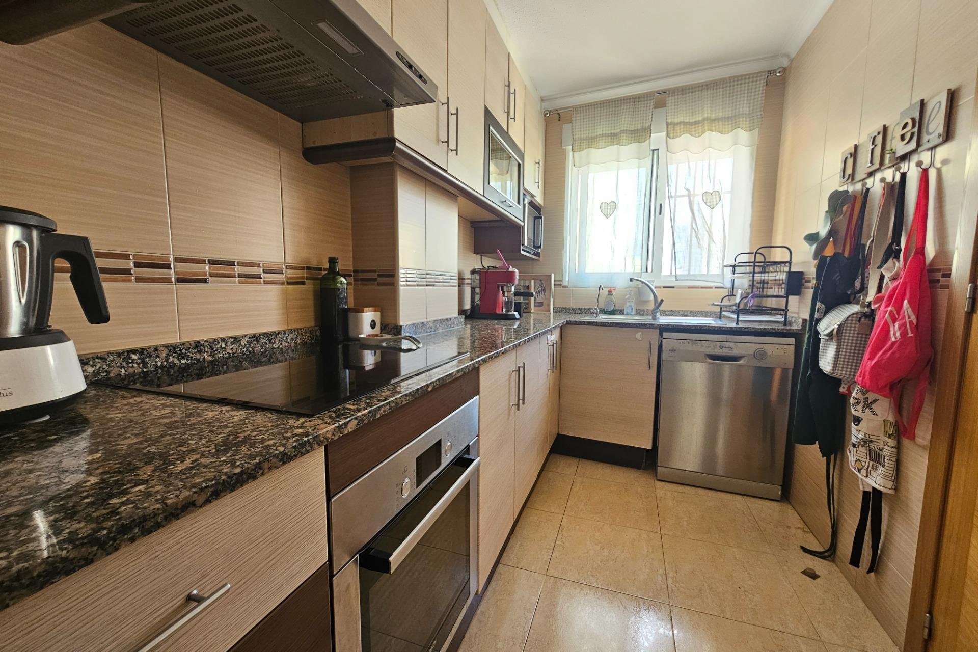 Resale - Apartamento - Torrevieja - Centro