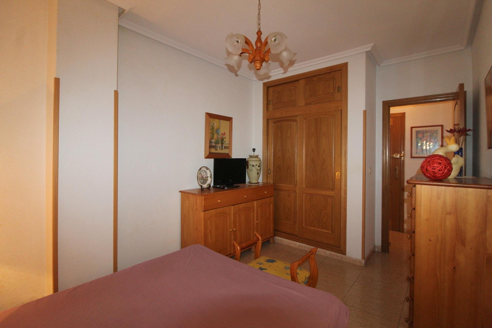 Resale - Apartamento - Torrevieja - Centro