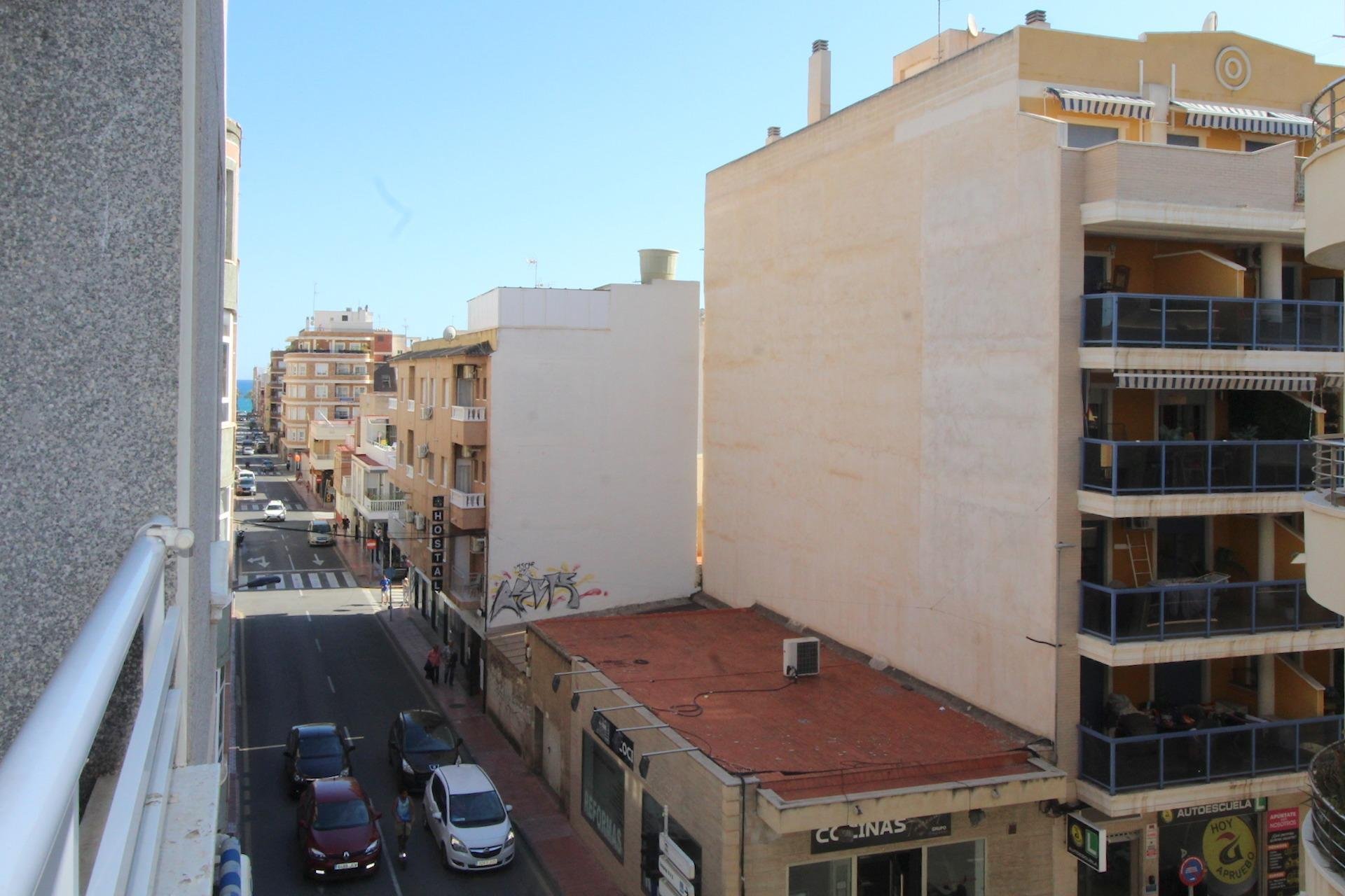 Resale - Apartamento - Torrevieja - Centro
