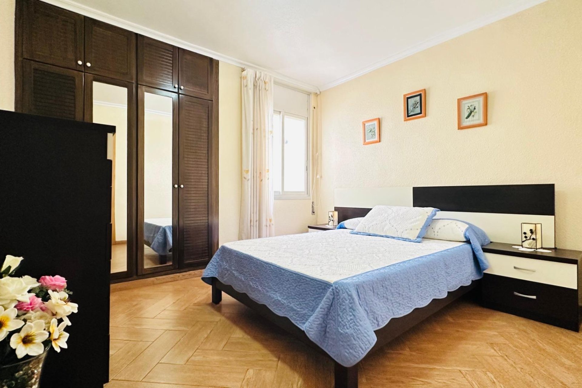 Resale - Apartamento - Torrevieja - Centro