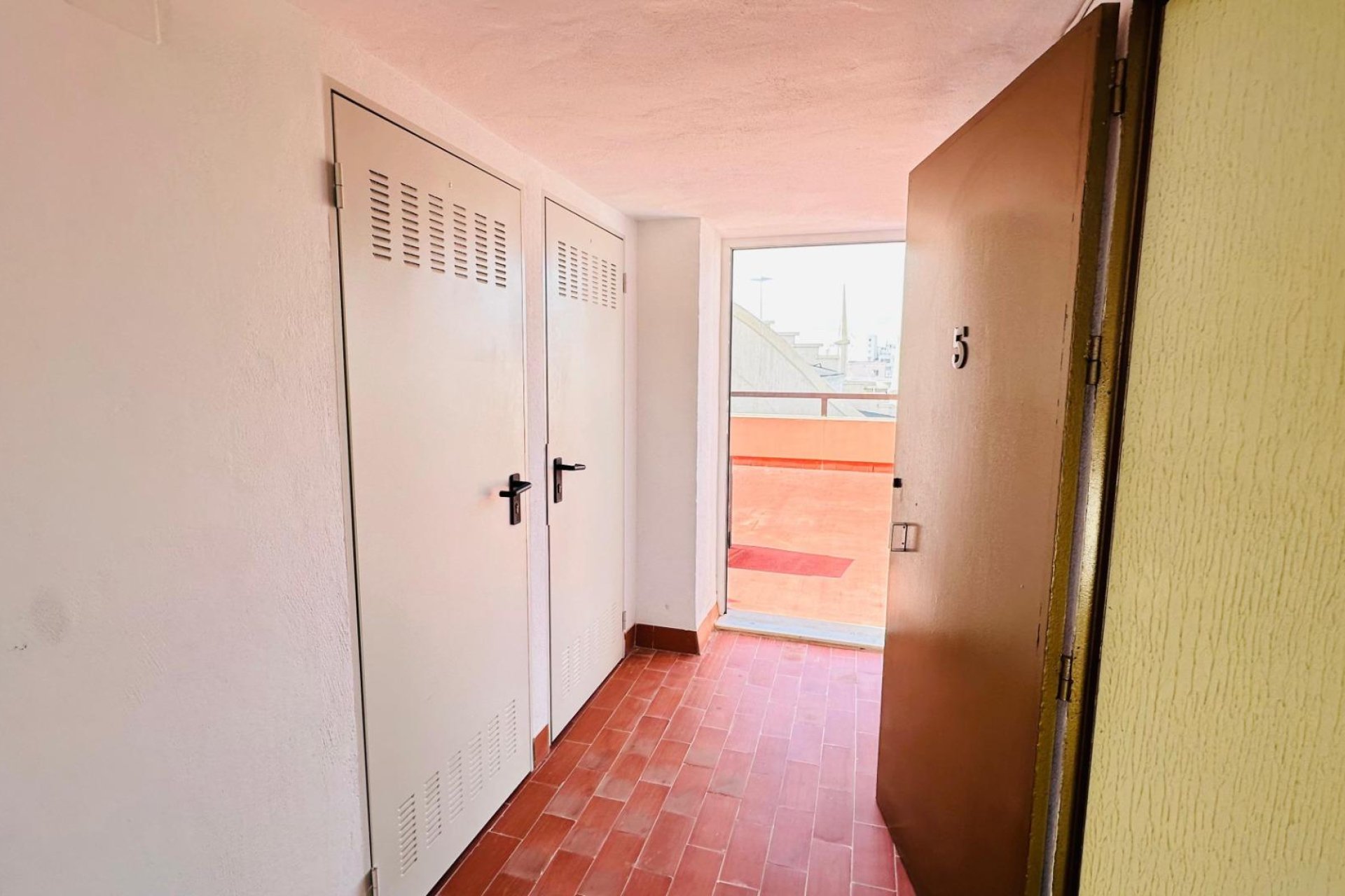 Resale - Apartamento - Torrevieja - Centro