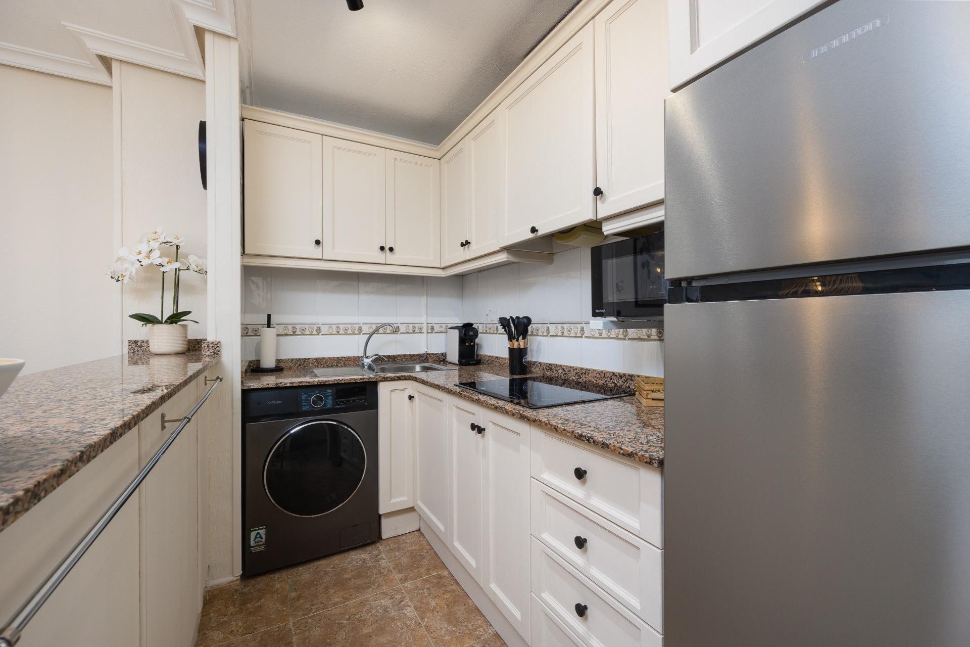 Resale - Apartamento - Torrevieja - Centro