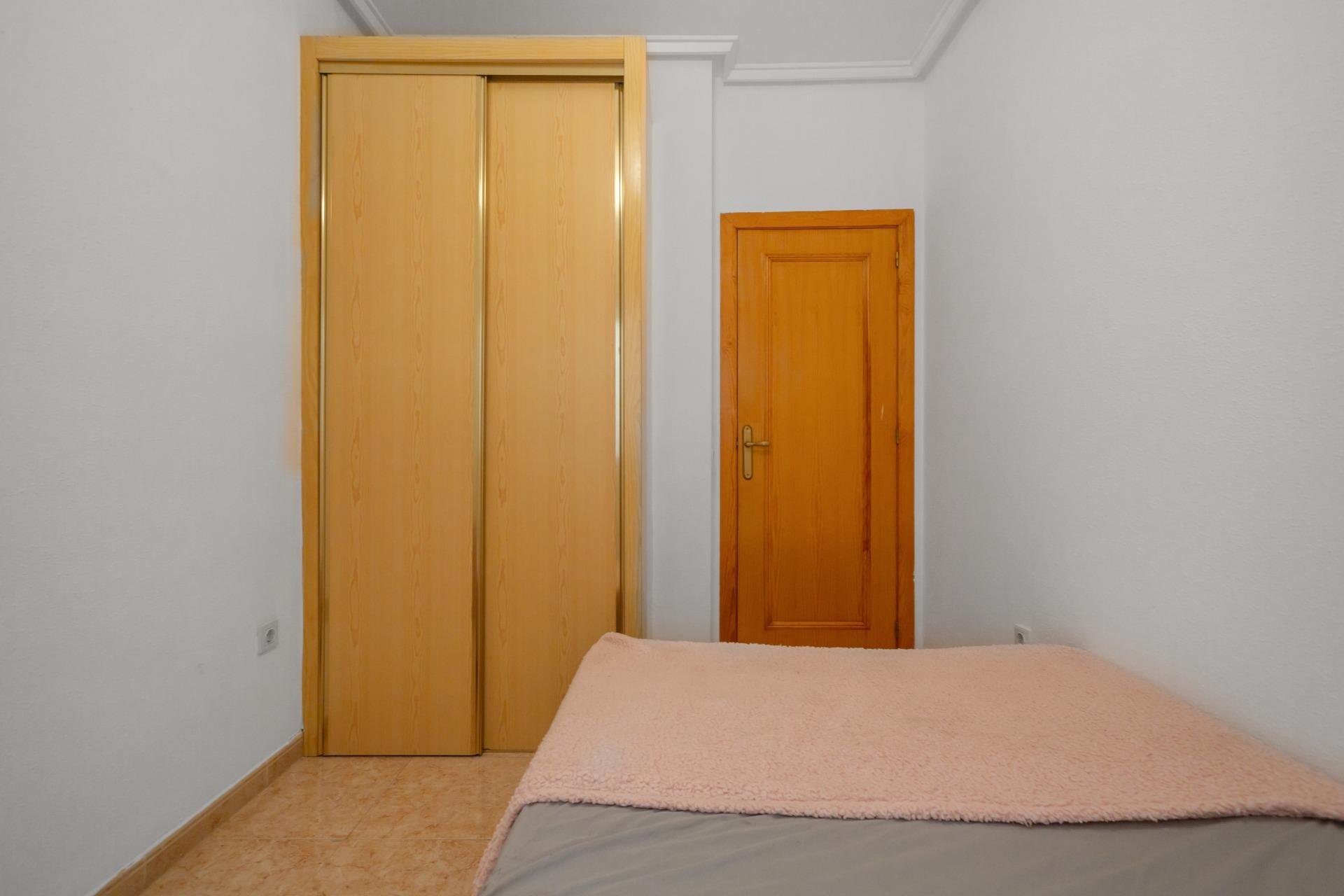 Resale - Apartamento - Torrevieja - Centro