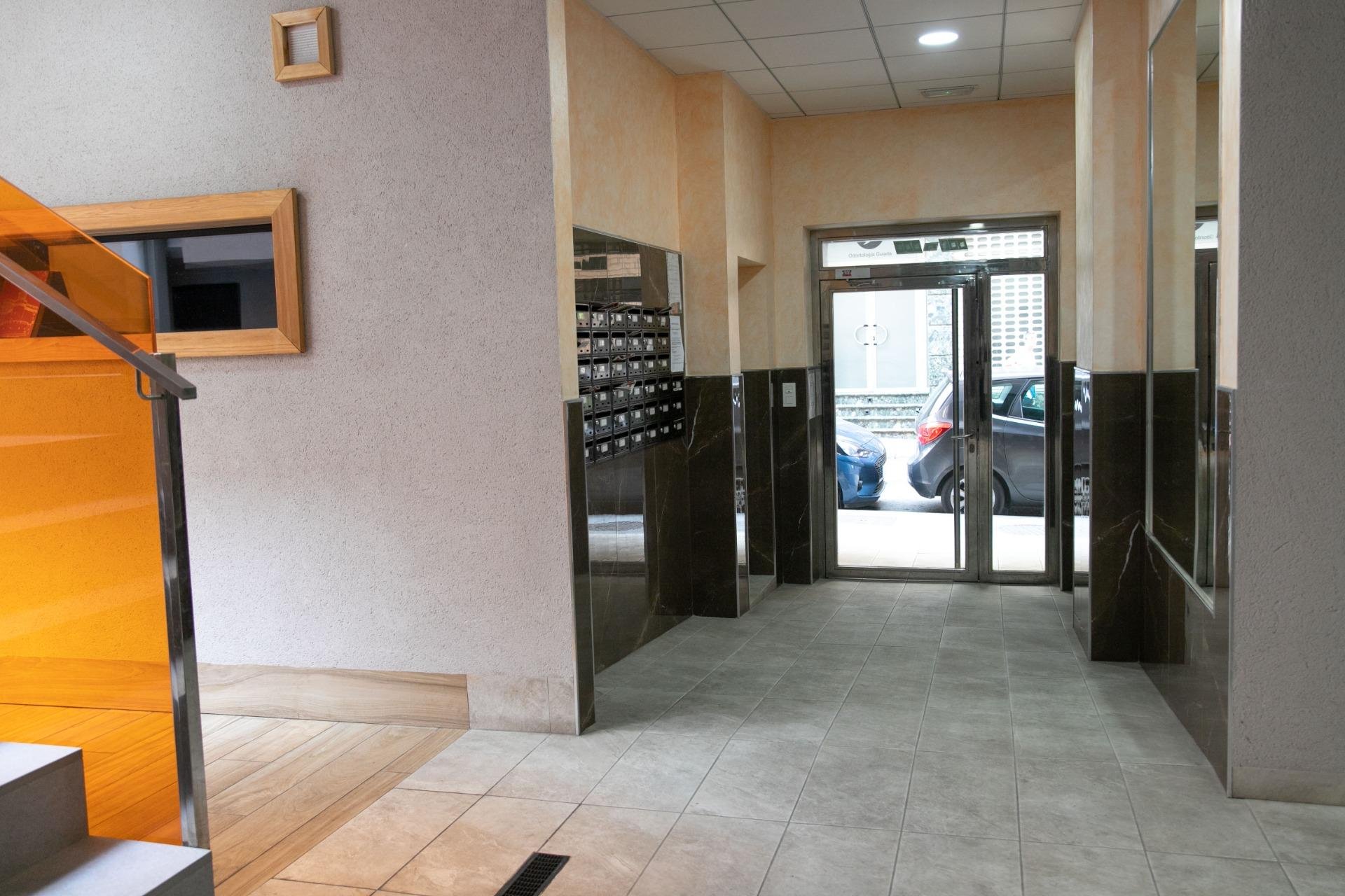 Resale - Apartamento - Torrevieja - Centro