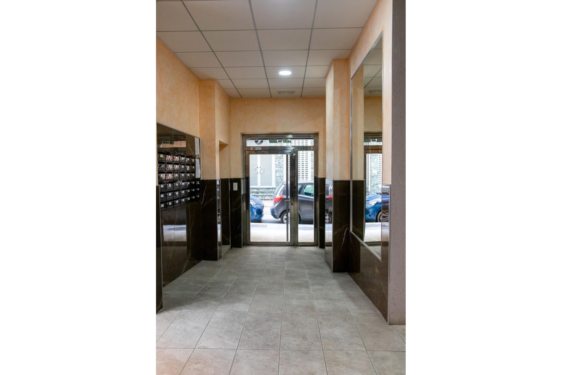 Resale - Apartamento - Torrevieja - Centro