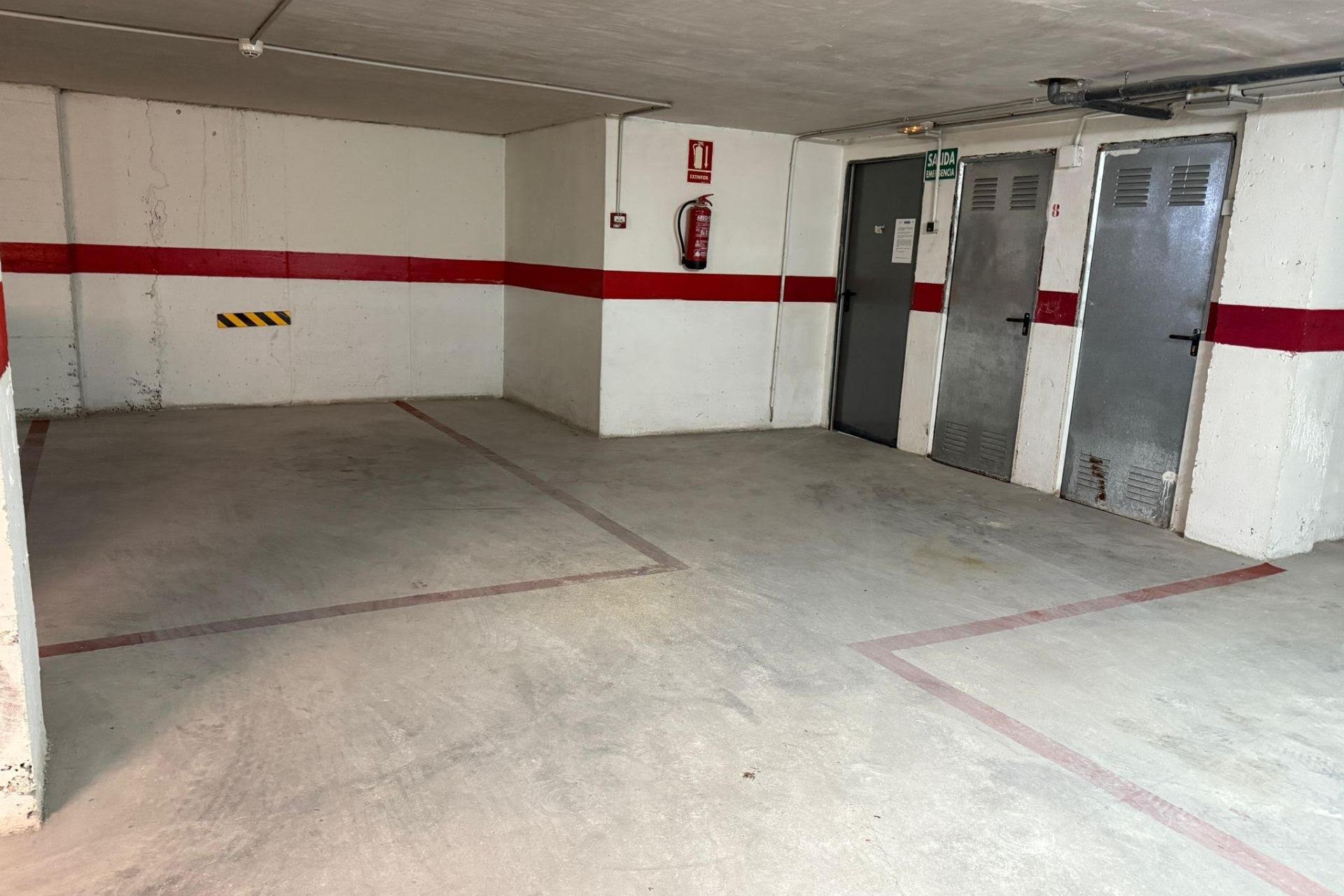 Resale - Apartamento - Torrevieja - Centro