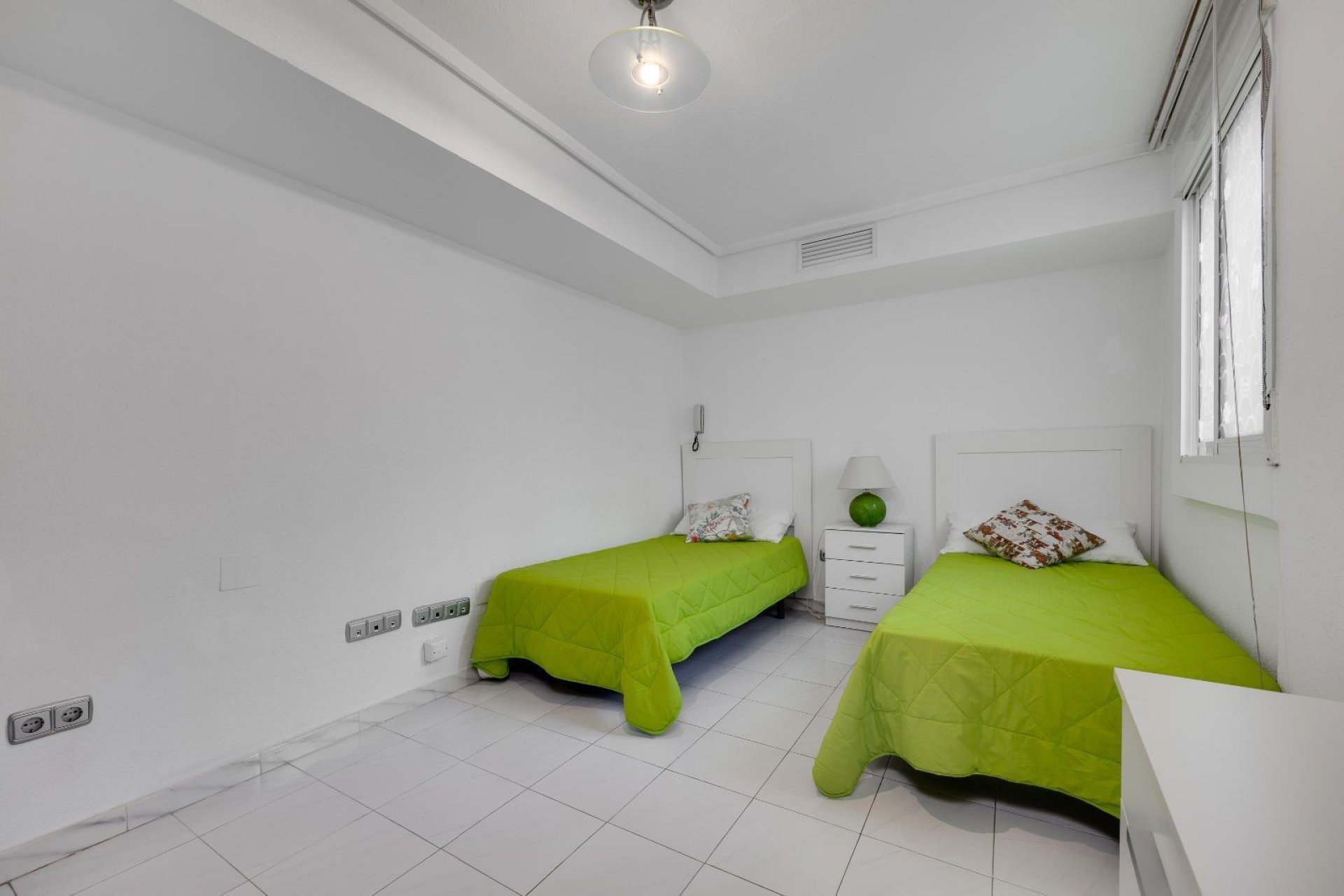 Resale - Apartamento - Torrevieja - Centro