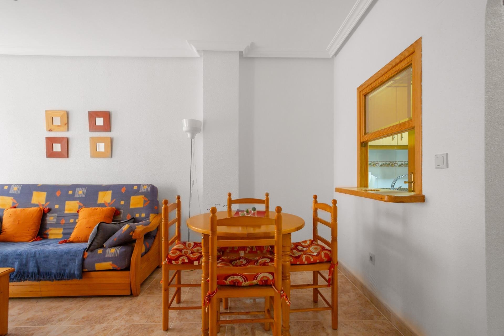 Resale - Apartamento - Torrevieja - Centro