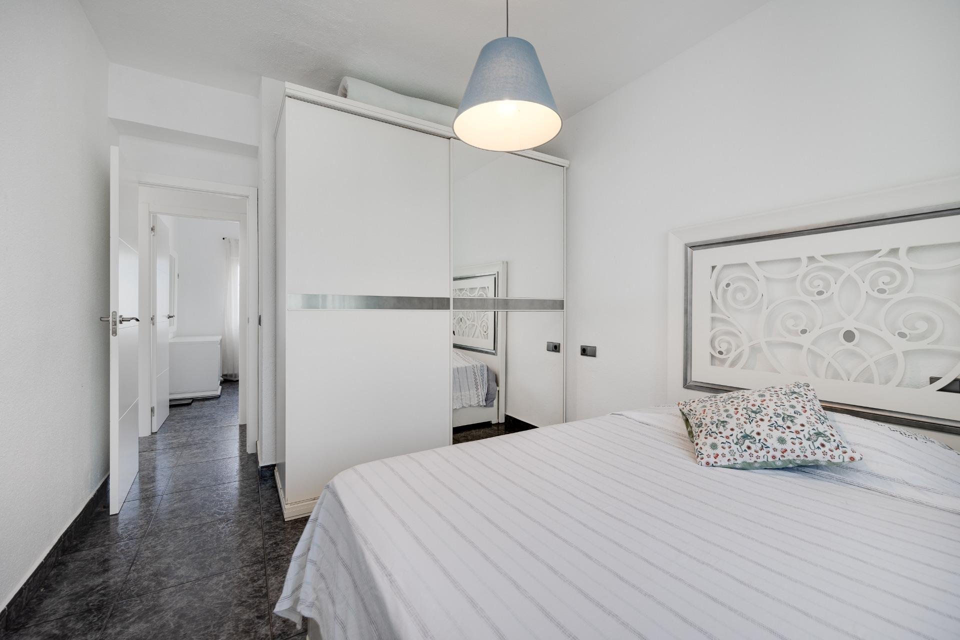 Resale - Apartamento - Torrevieja - Centro