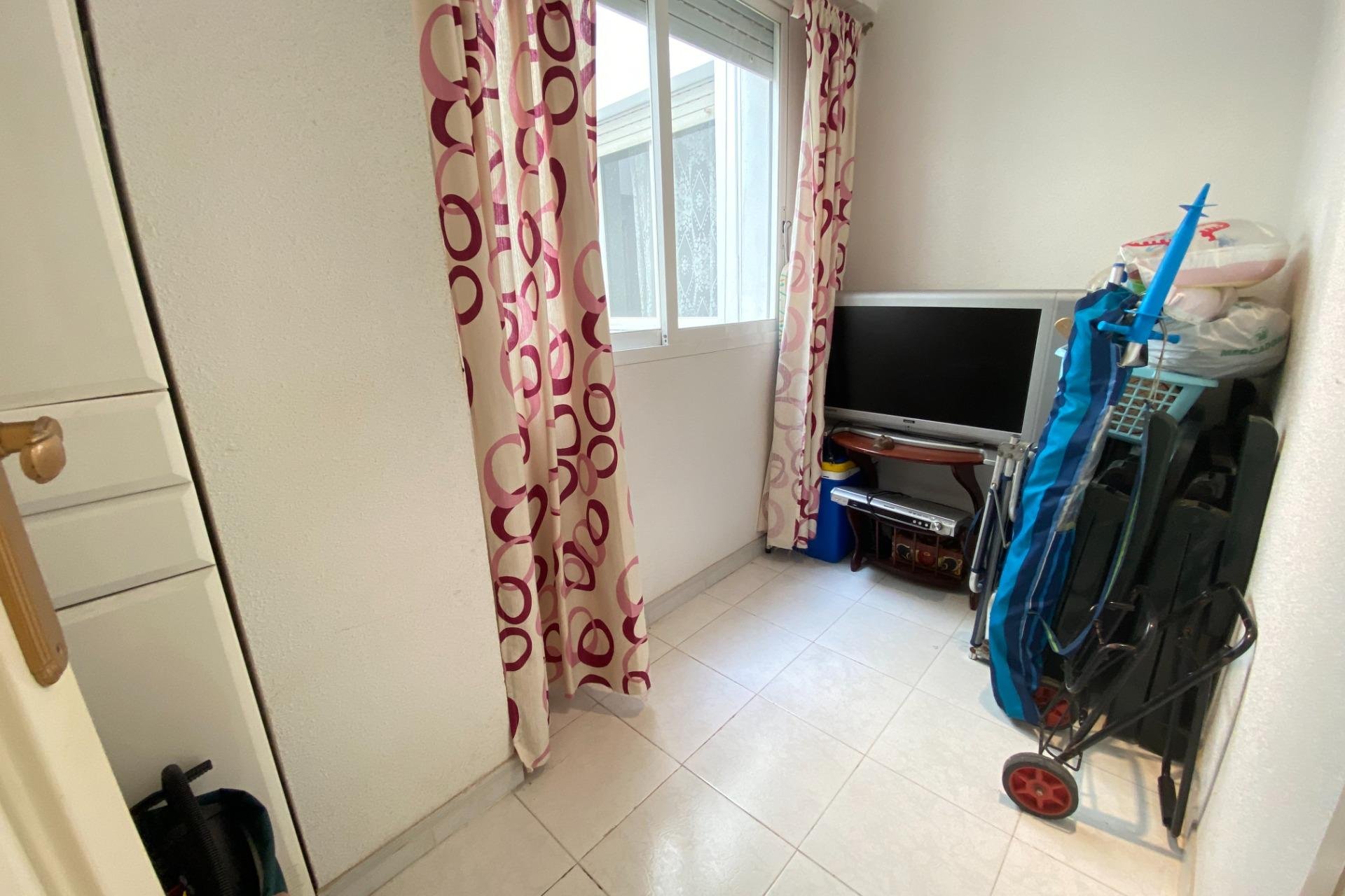 Resale - Apartamento - Torrevieja - Centro