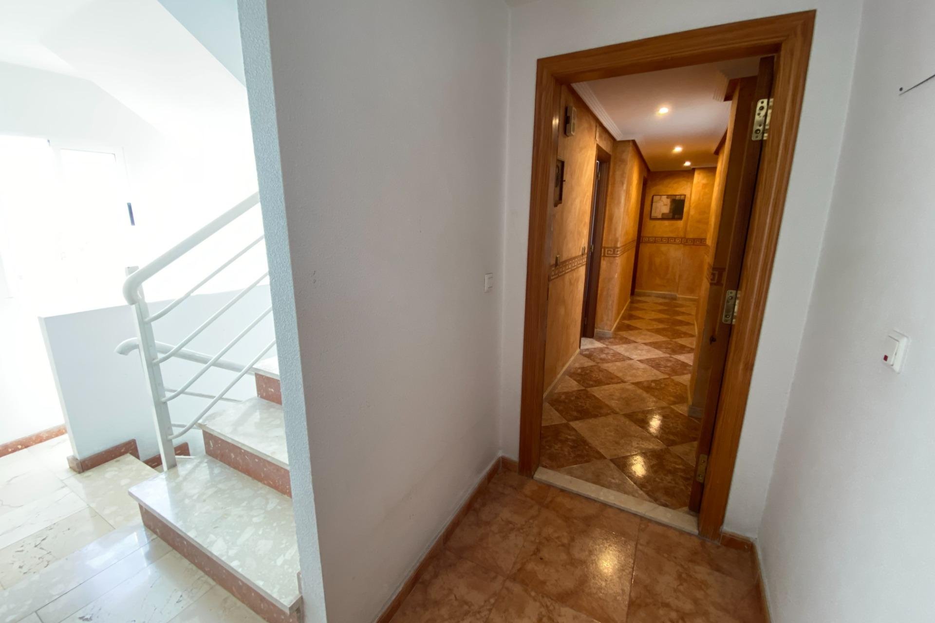 Resale - Apartamento - Torrevieja - Centro