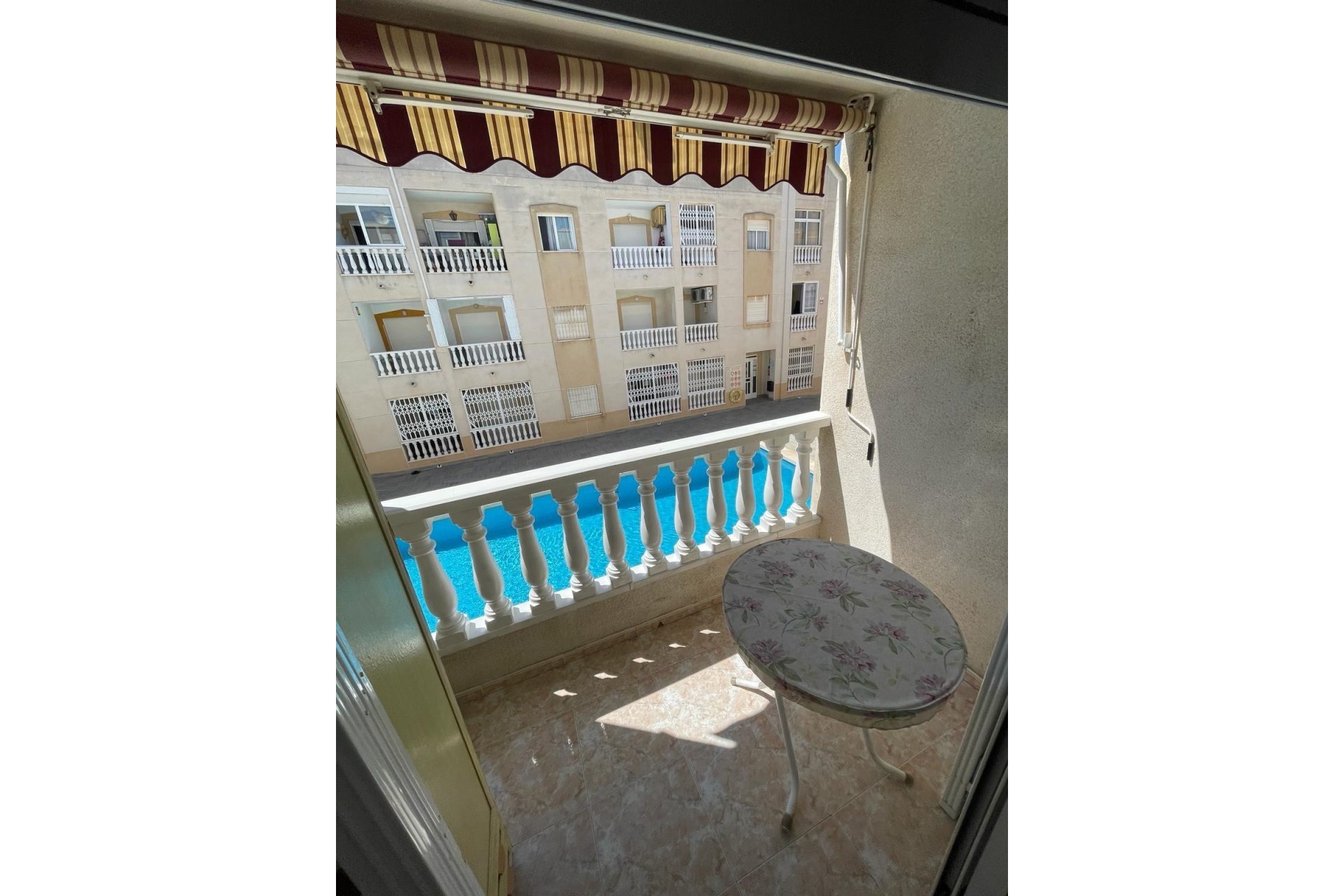 Resale - Apartamento - Torrevieja - Centro