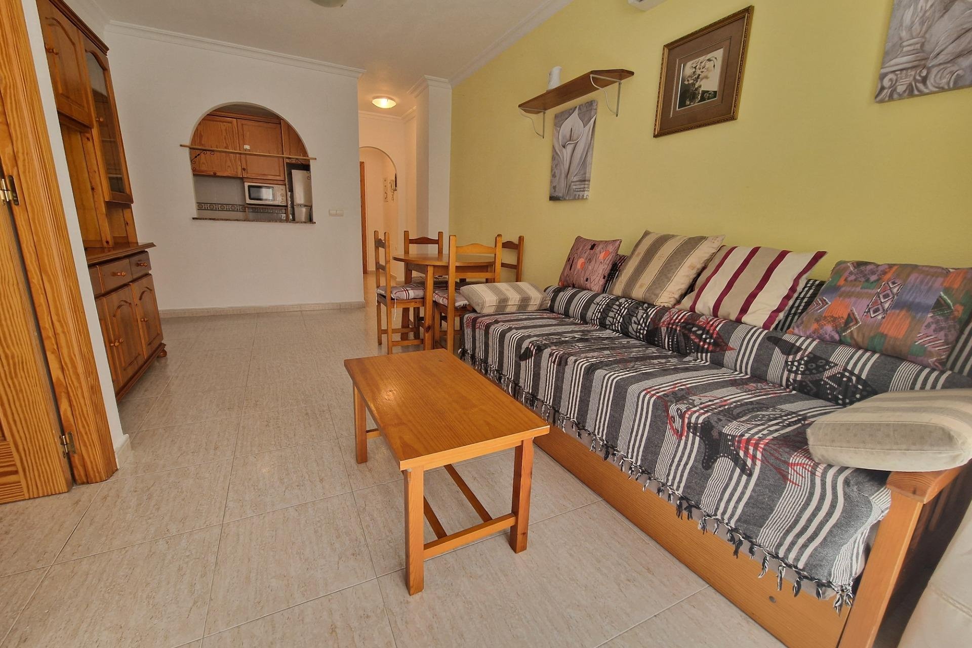 Resale - Apartamento - Torrevieja - Centro