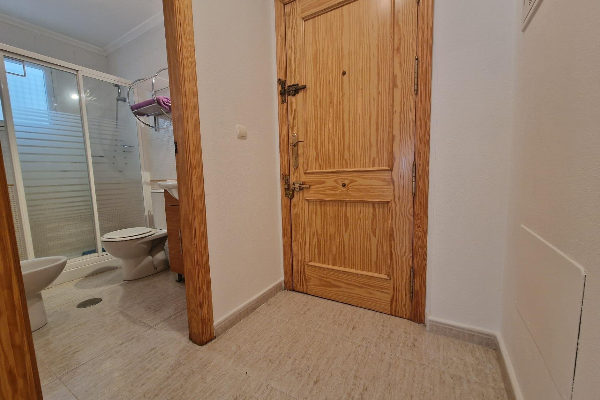 Resale - Apartamento - Torrevieja - Centro