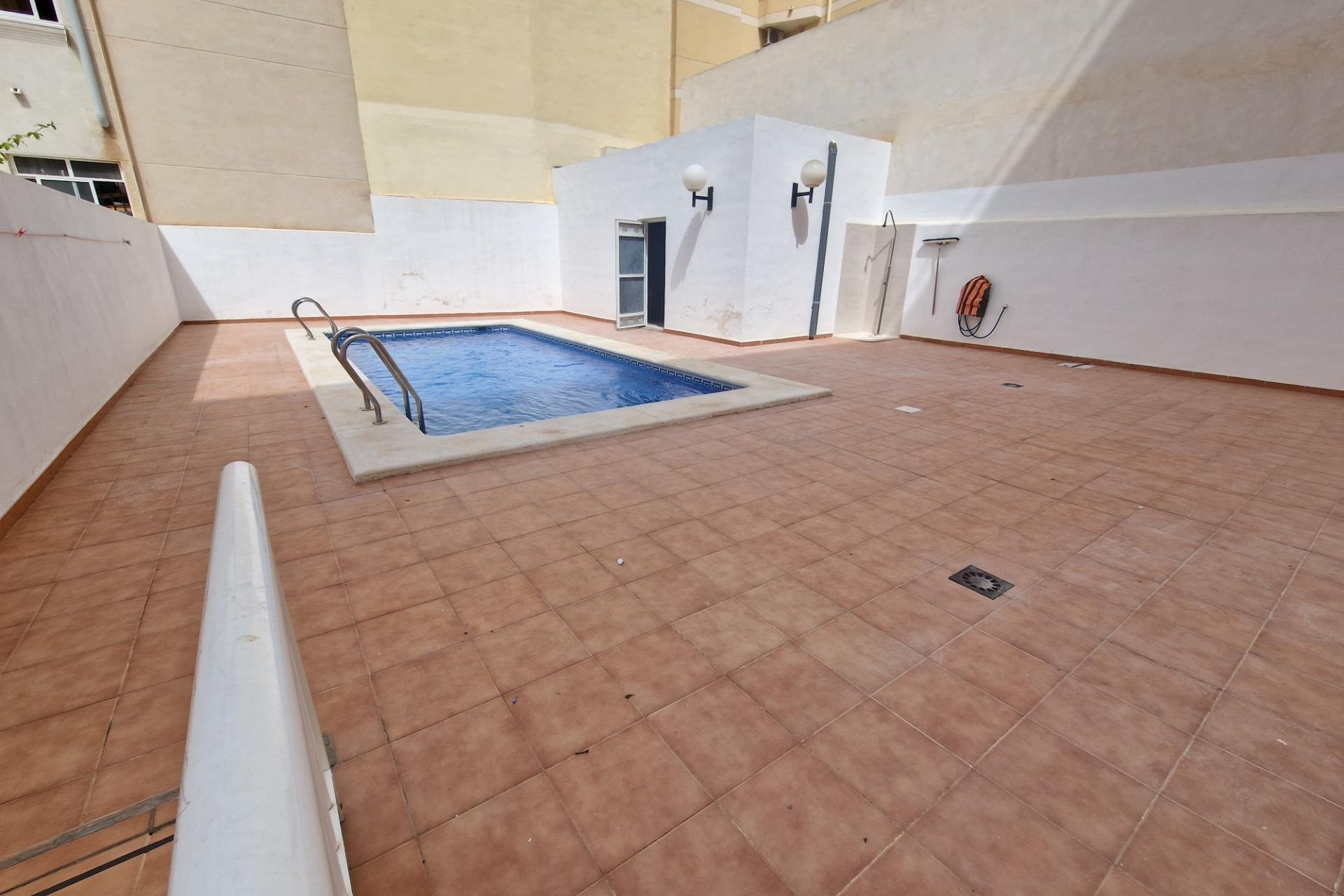 Resale - Apartamento - Torrevieja - Centro