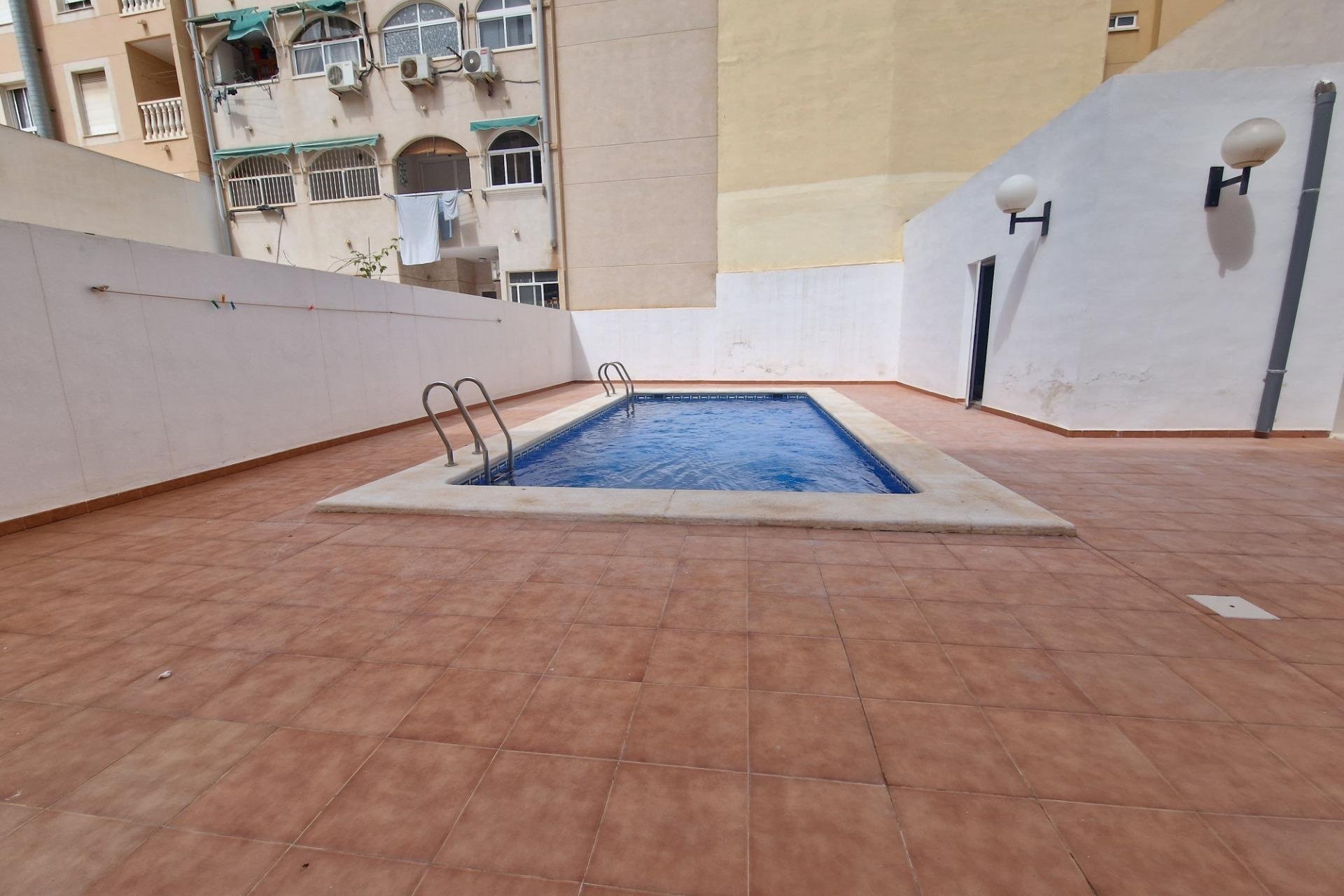 Resale - Apartamento - Torrevieja - Centro