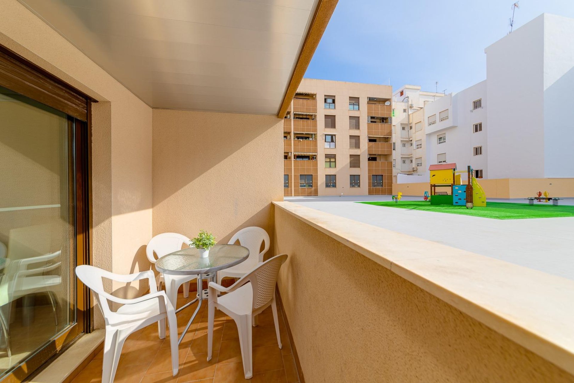 Resale - Apartamento - Torrevieja - Centro