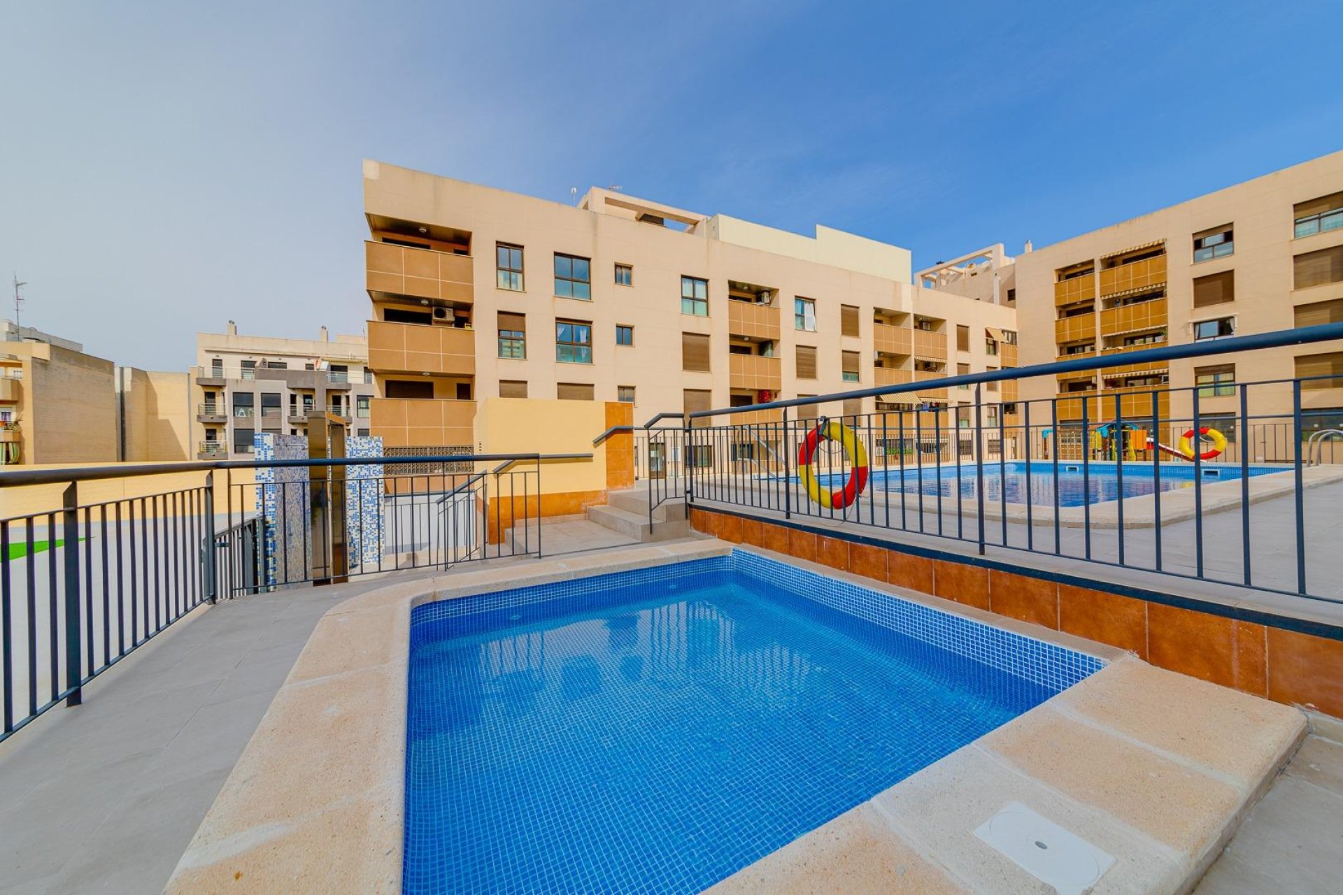 Resale - Apartamento - Torrevieja - Centro