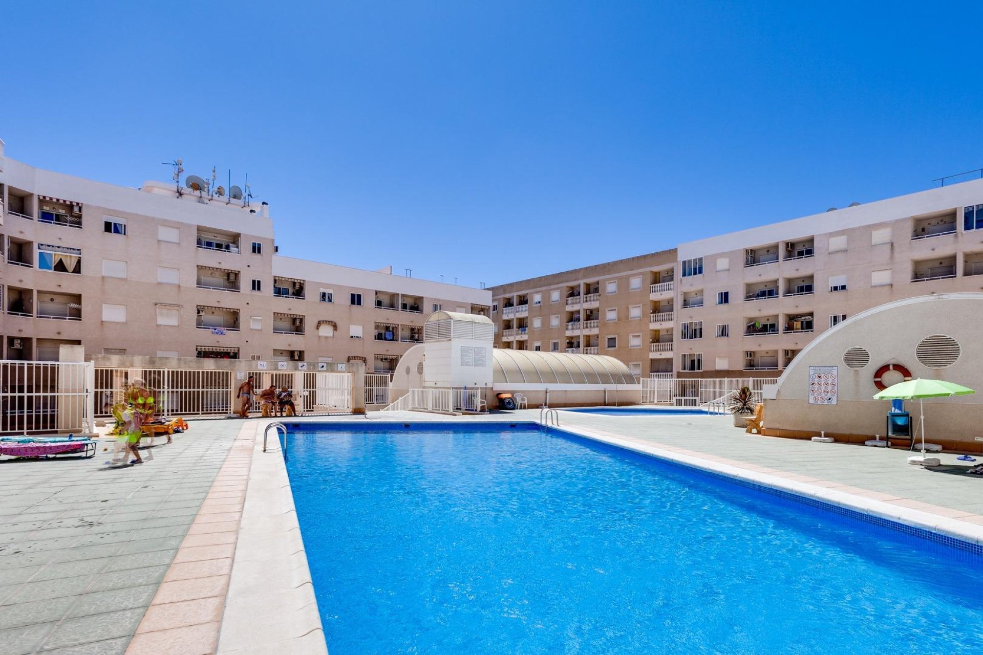 Resale - Apartamento - Torrevieja - Centro