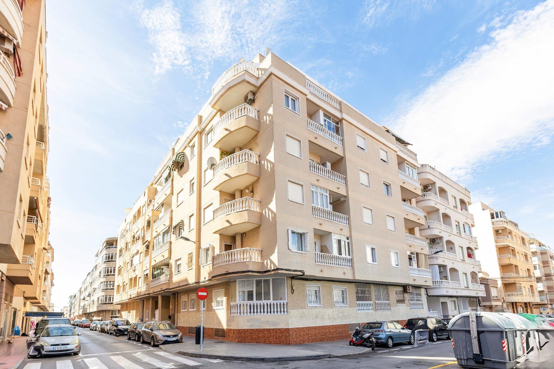 Resale - Apartamento - Torrevieja - Centro