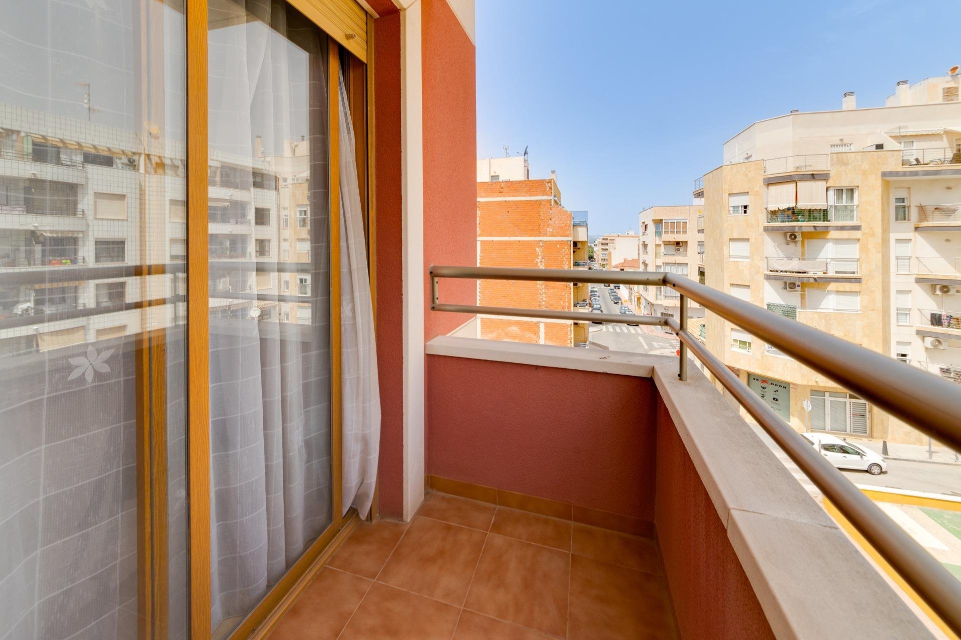 Resale - Apartamento - Torrevieja - Centro