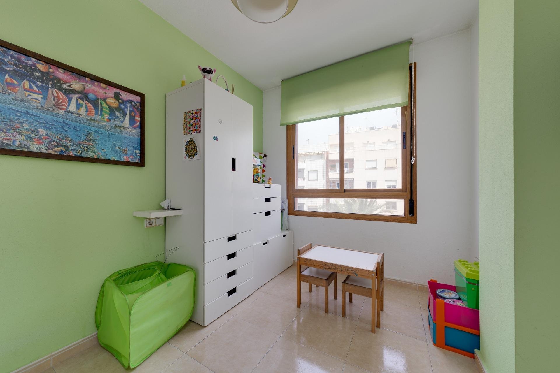 Resale - Apartamento - Torrevieja - Centro