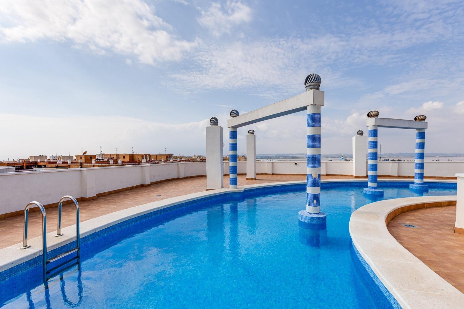 Resale - Apartamento - Torrevieja - El molino