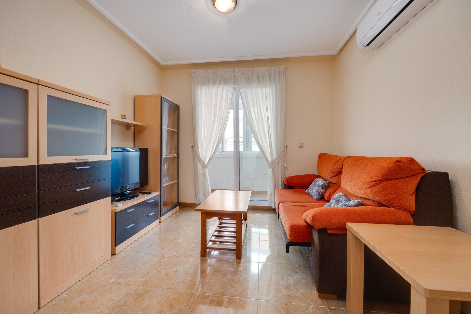 Resale - Apartamento - Torrevieja - El molino