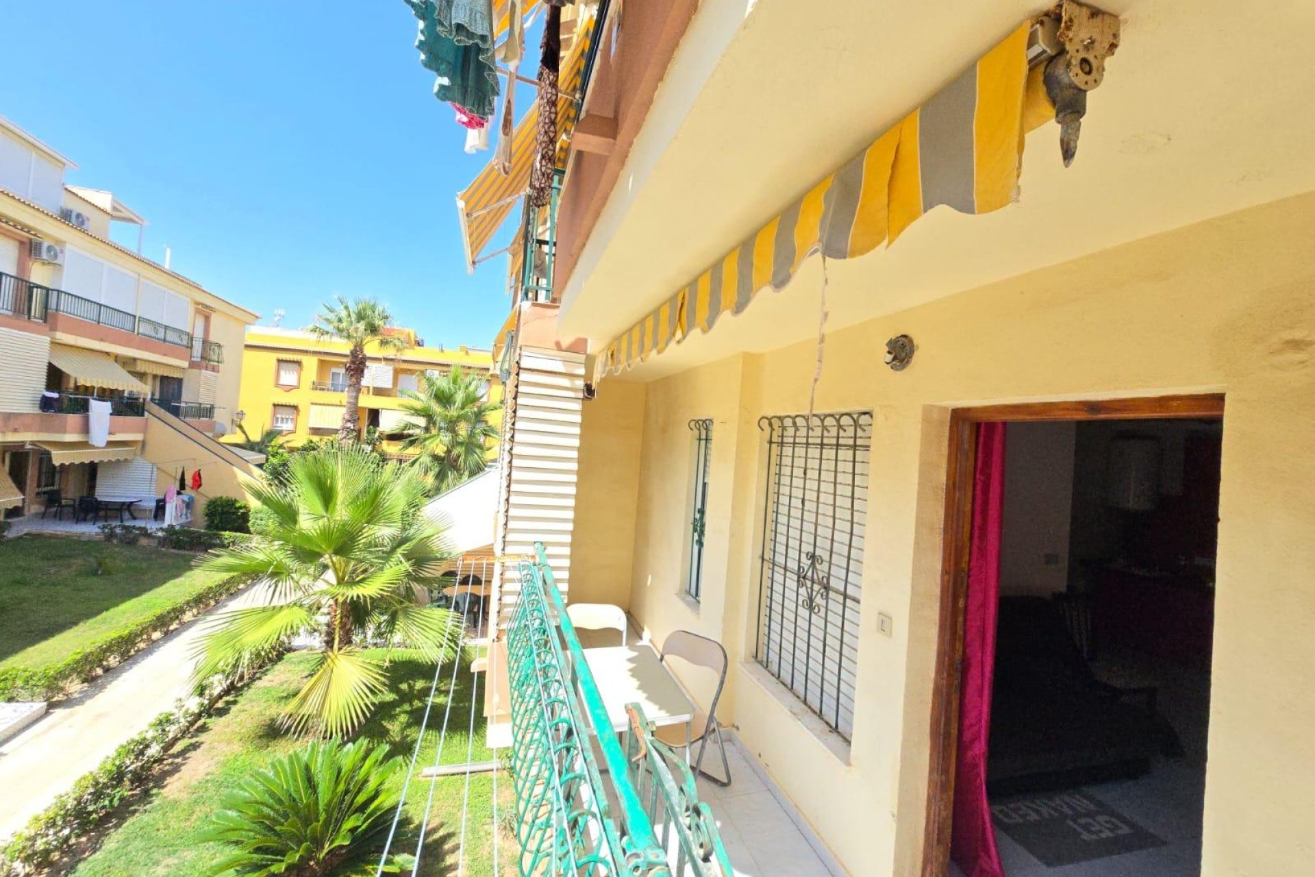 Resale - Apartamento - Torrevieja - Eliseos playa