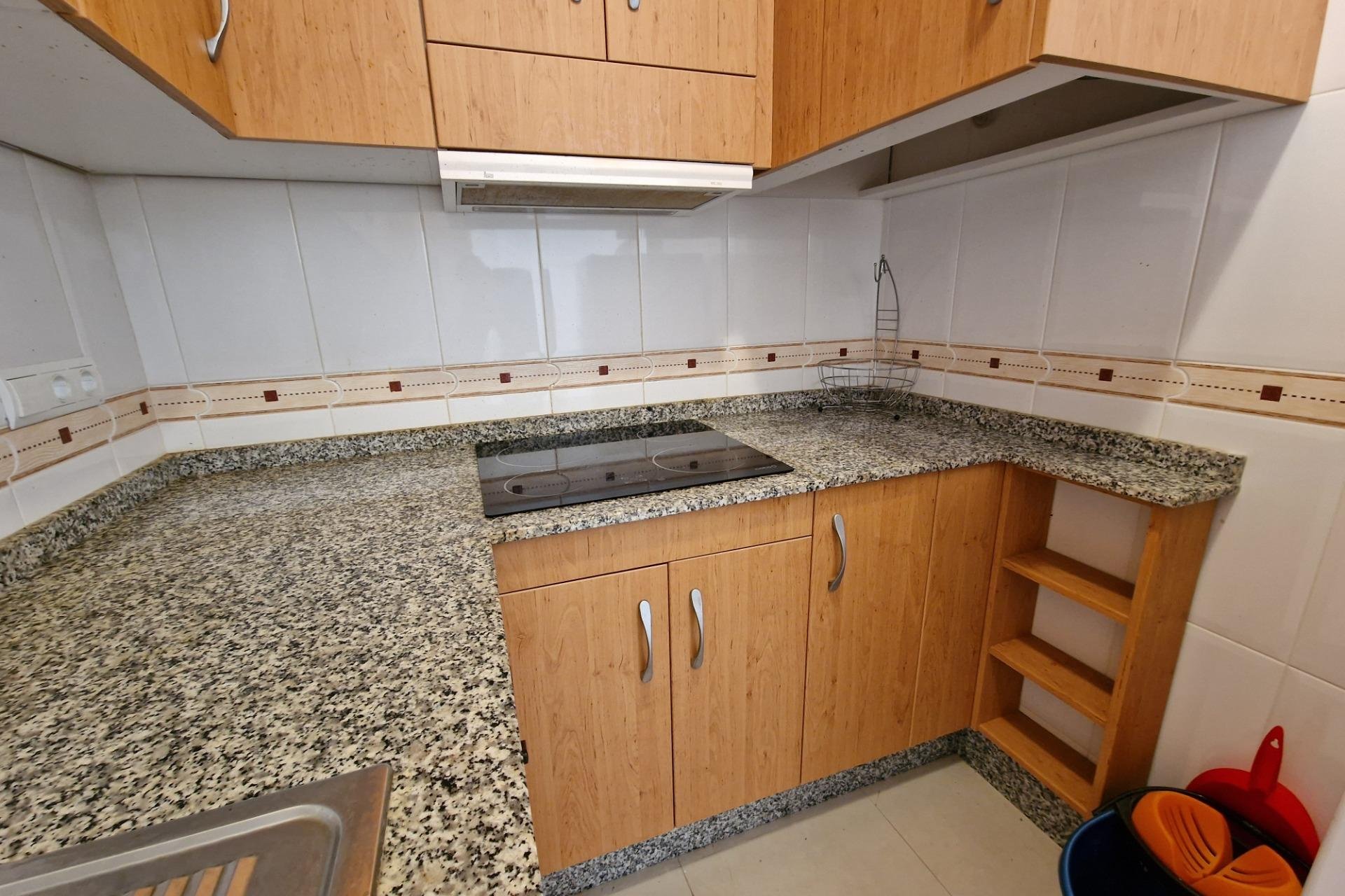 Resale - Apartamento - Torrevieja - Estacion de autobuses