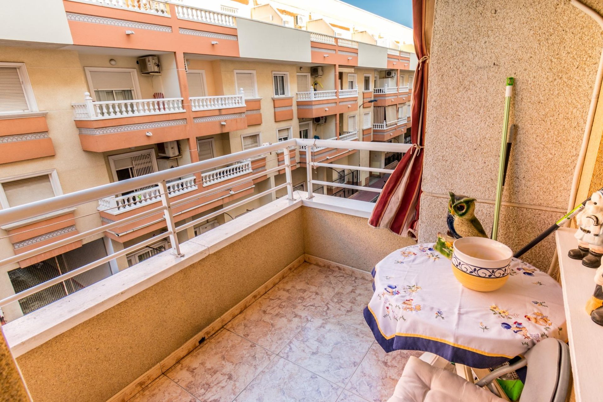 Resale - Apartamento - Torrevieja - Estacion de autobuses