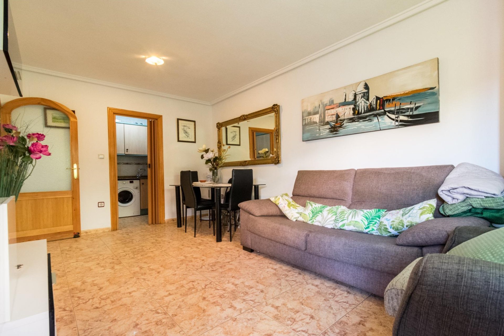 Resale - Apartamento - Torrevieja - Estacion de autobuses