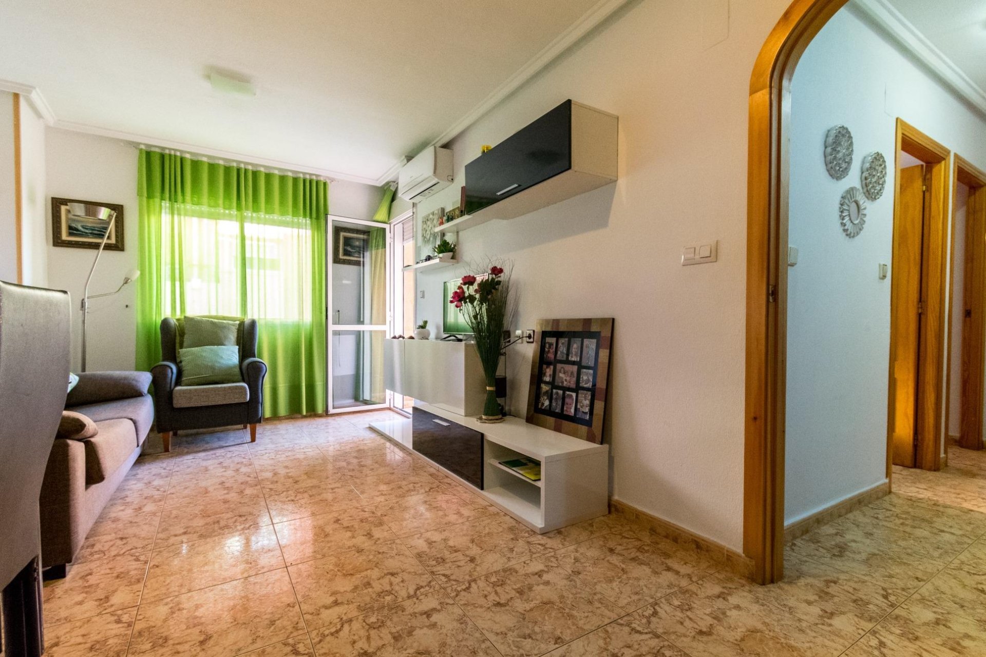 Resale - Apartamento - Torrevieja - Estacion de autobuses