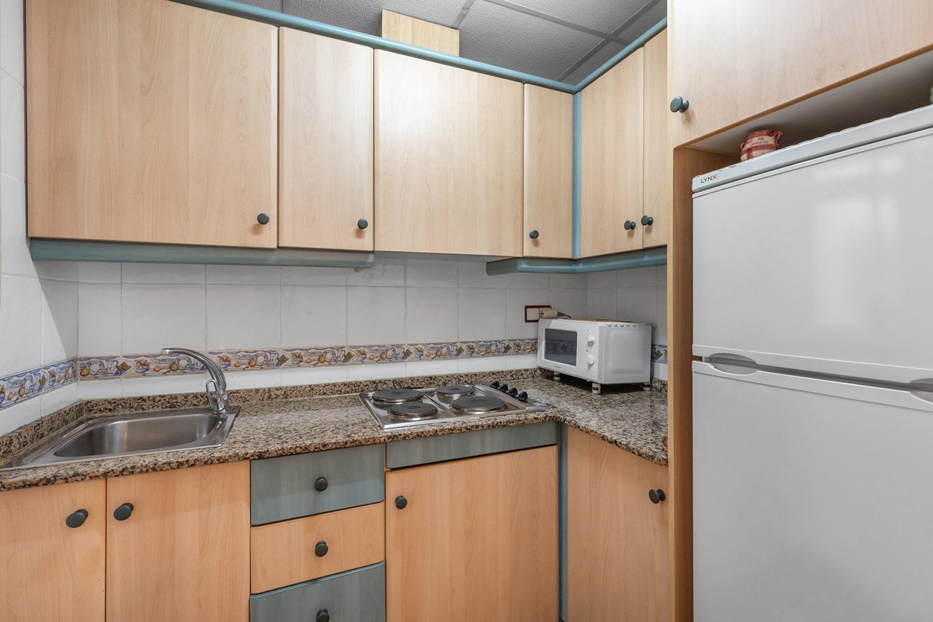 Resale - Apartamento - Torrevieja - Estacion de autobuses