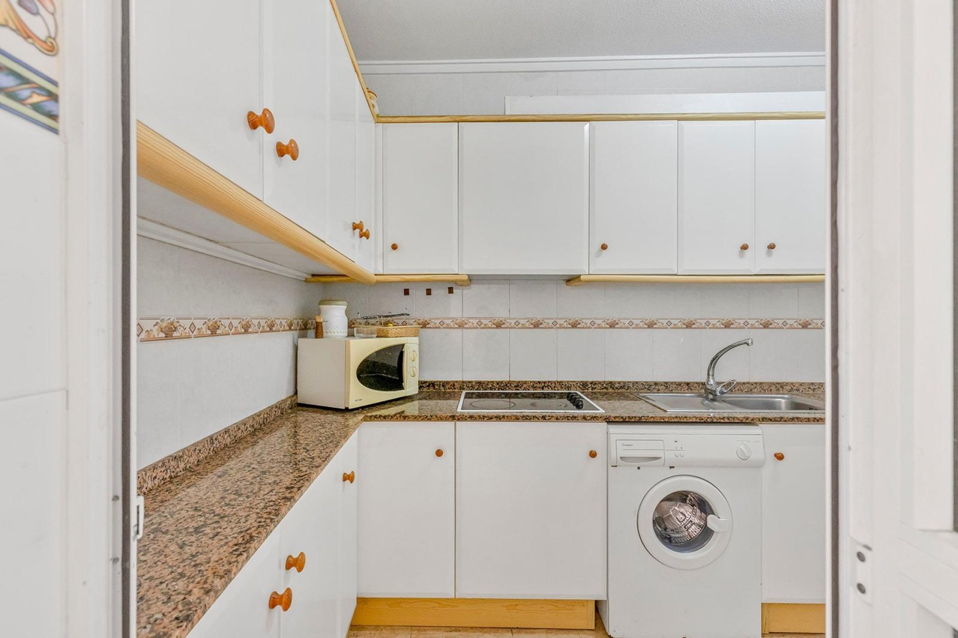 Resale - Apartamento - Torrevieja - Estacion de autobuses