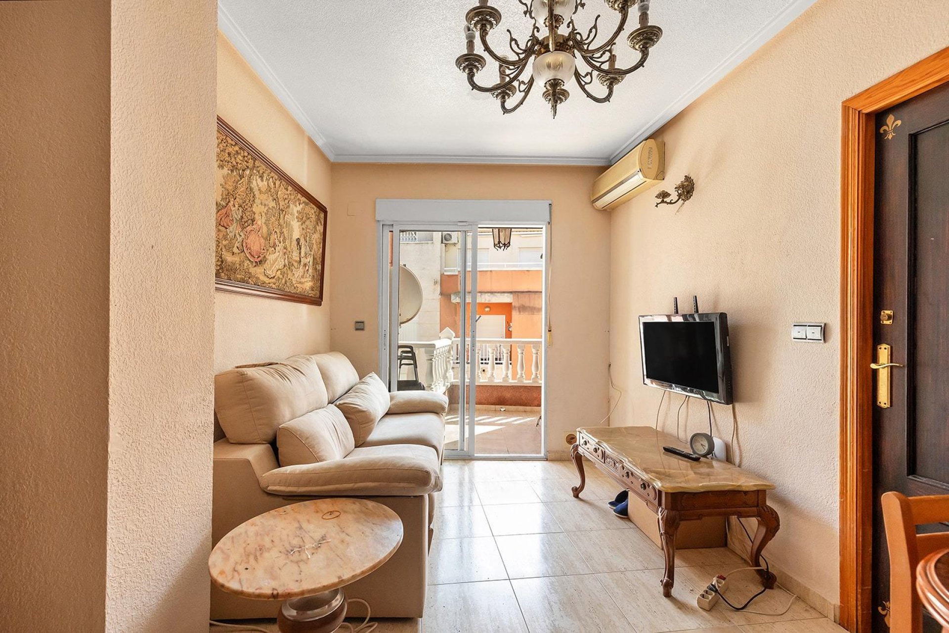 Resale - Apartamento - Torrevieja - Estacion de autobuses