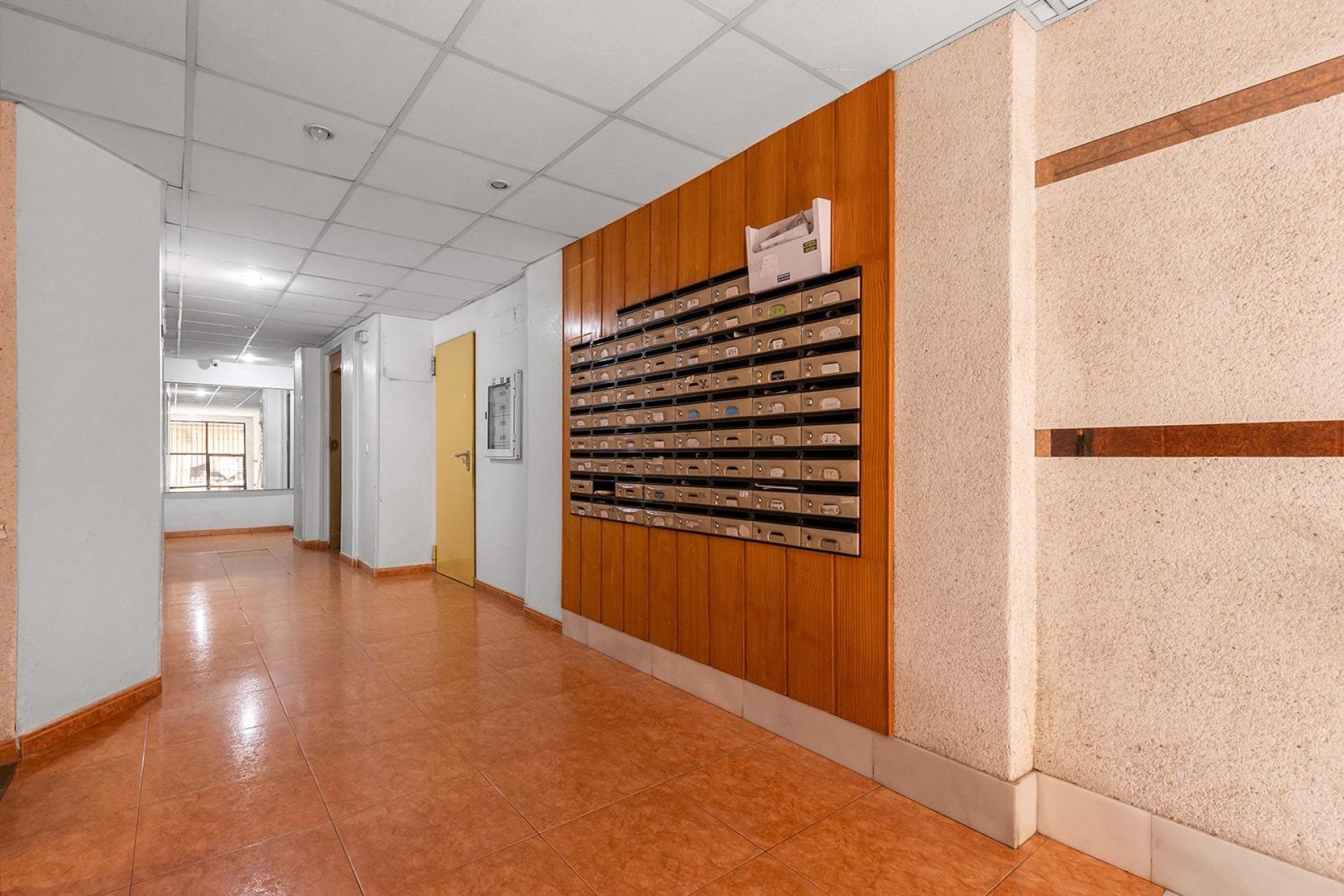 Resale - Apartamento - Torrevieja - Estacion de autobuses