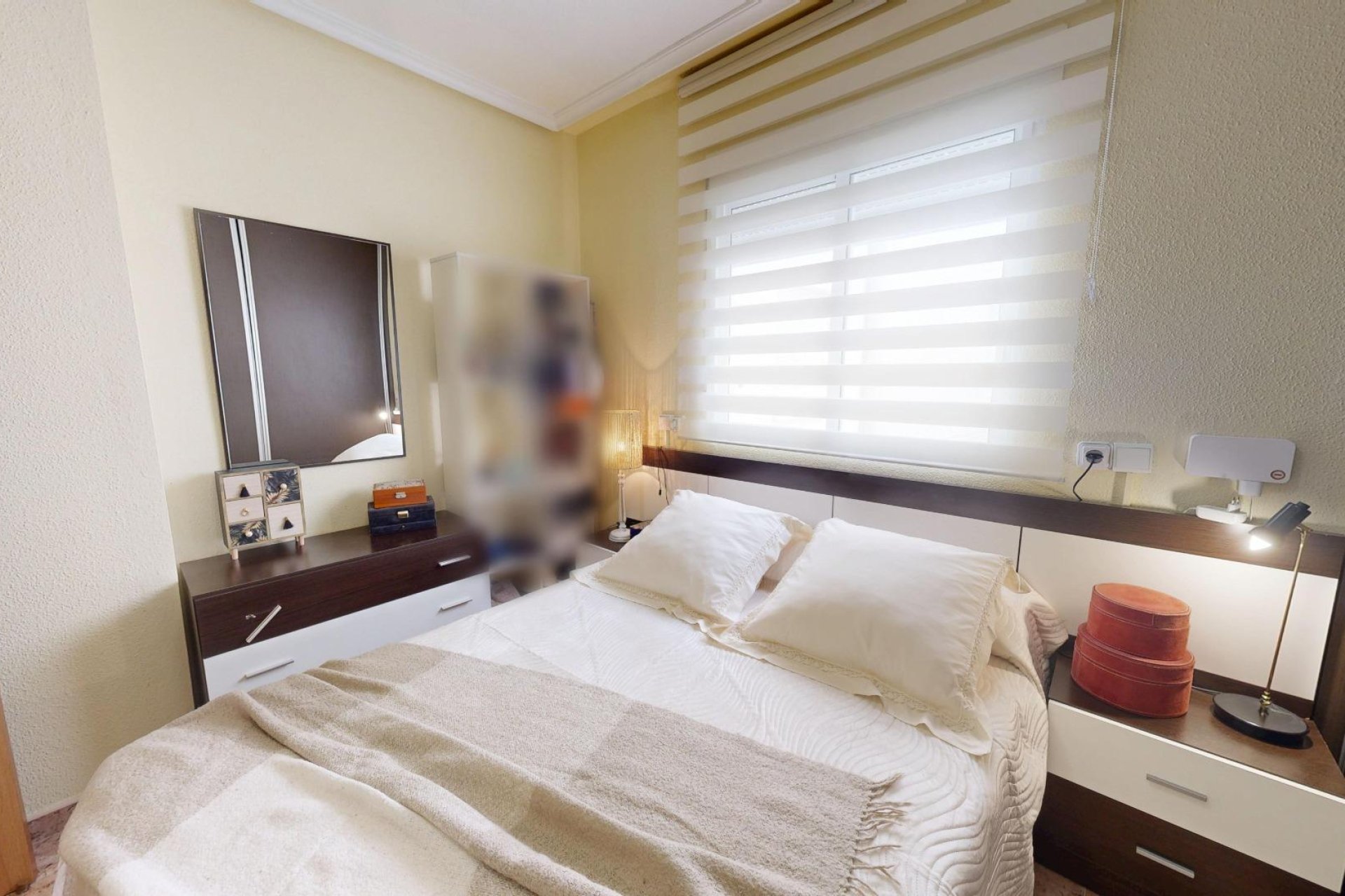 Resale - Apartamento - Torrevieja - Estacion de autobuses