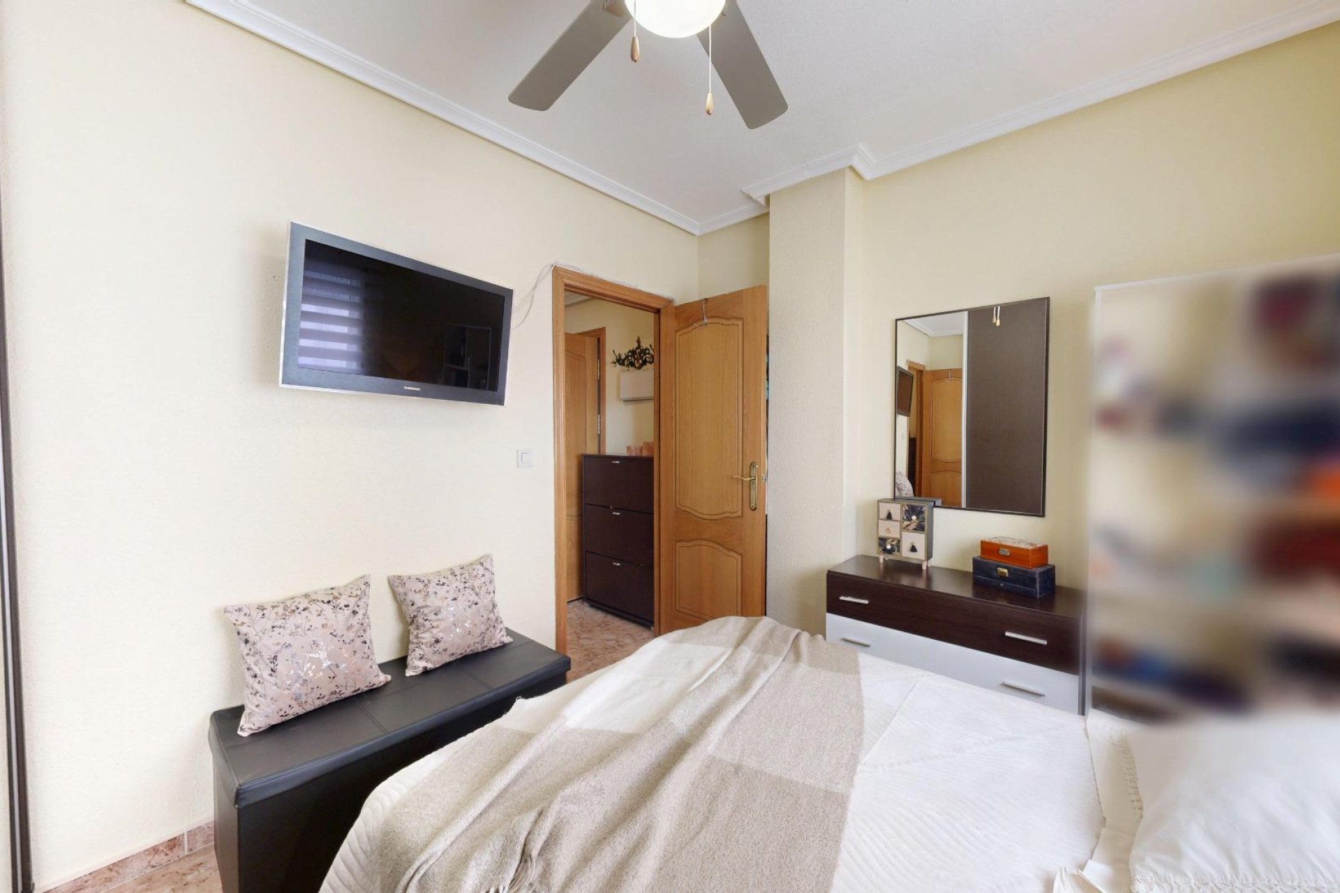 Resale - Apartamento - Torrevieja - Estacion de autobuses