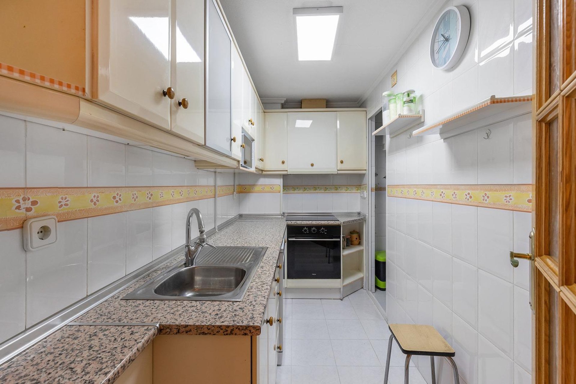 Resale - Apartamento - Torrevieja - Estacion de autobuses