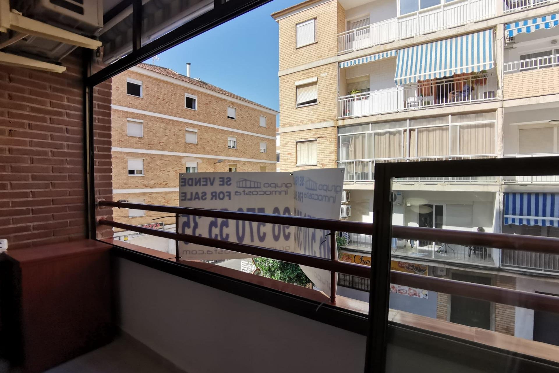 Resale - Apartamento - Torrevieja - Estacion de autobuses