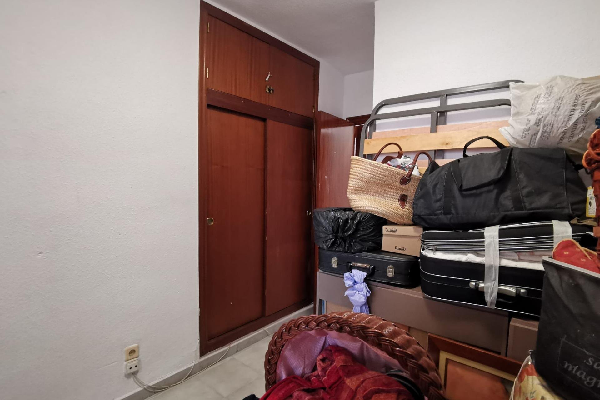 Resale - Apartamento - Torrevieja - Estacion de autobuses